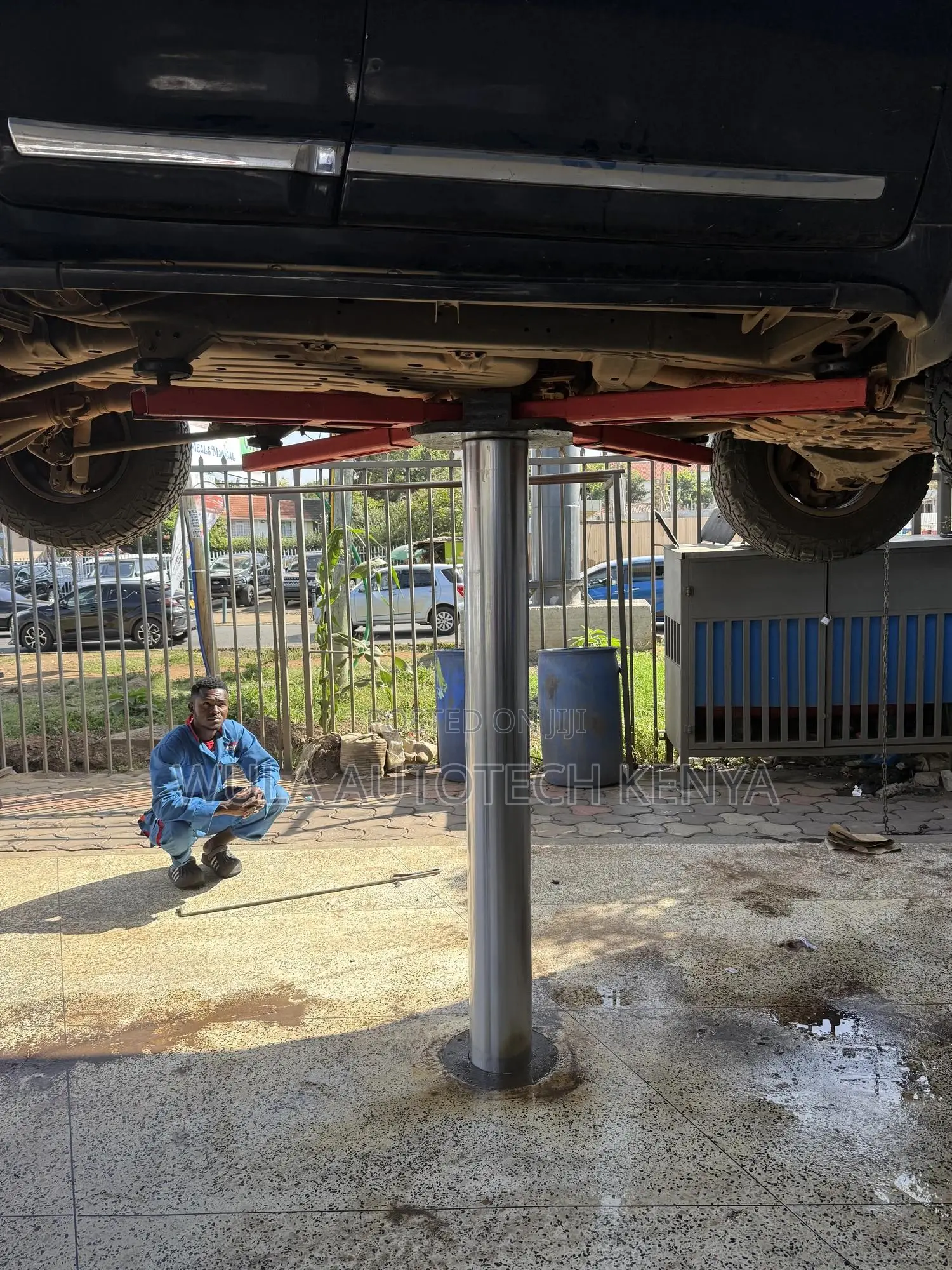 Single Column Lift Machine for Car Wash