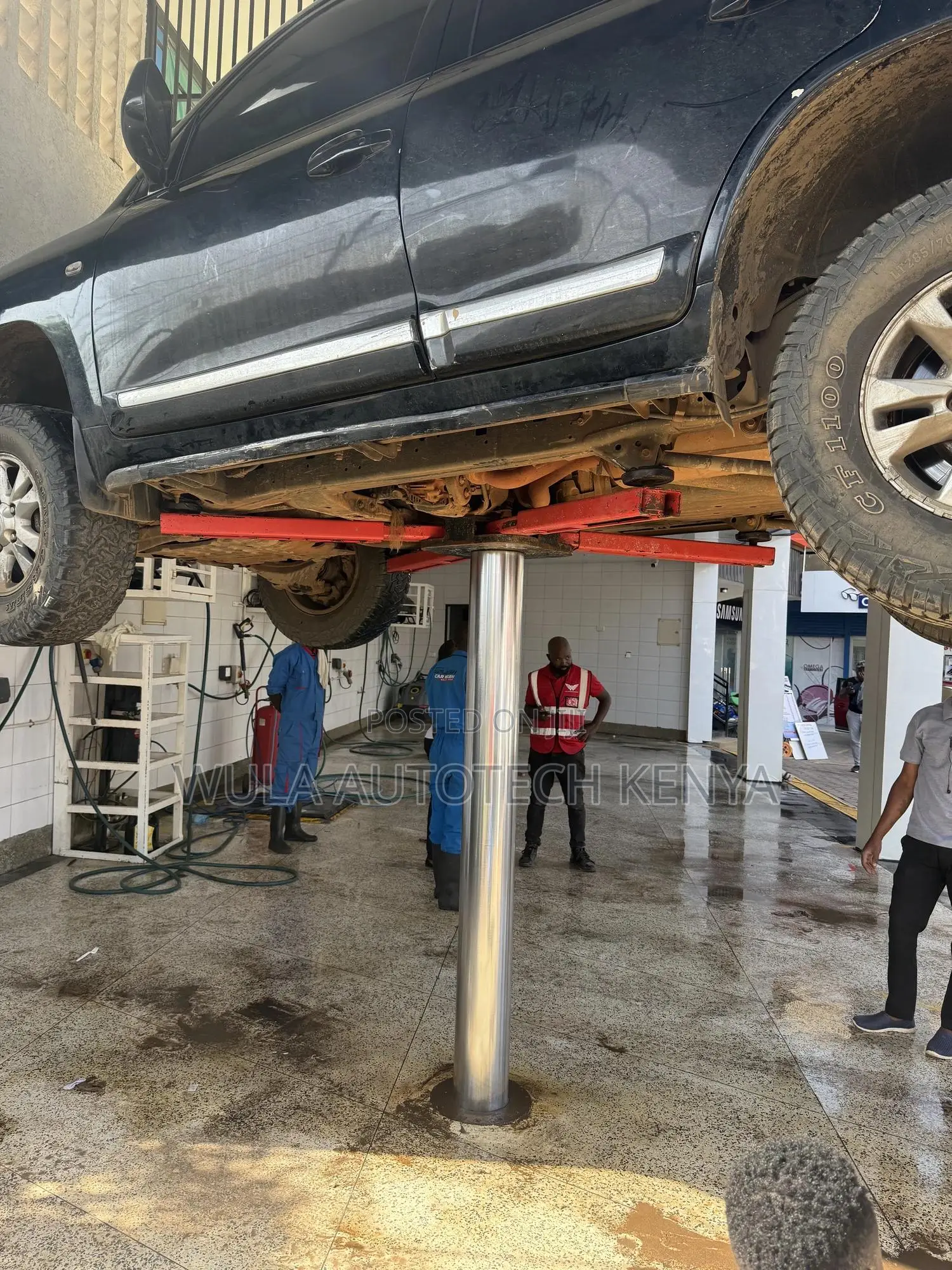 Single Column Lift Machine for Car Wash