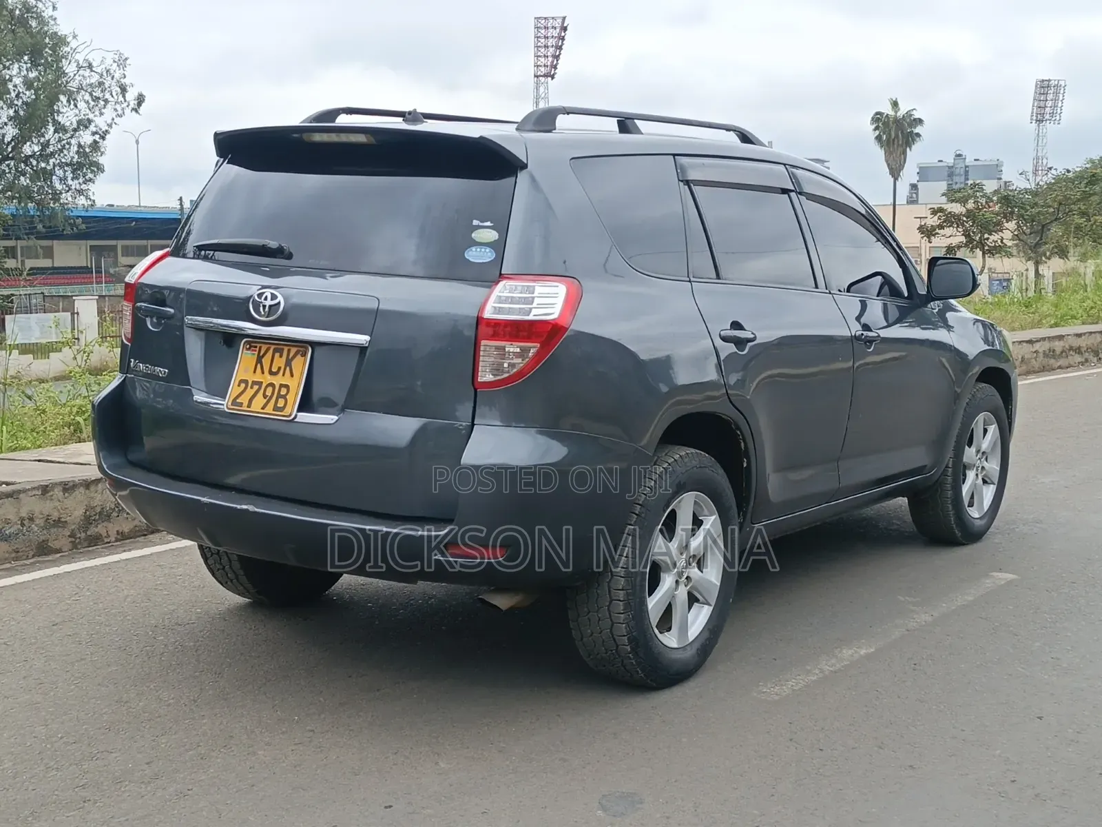 Toyota Vanguard 2009 Gray