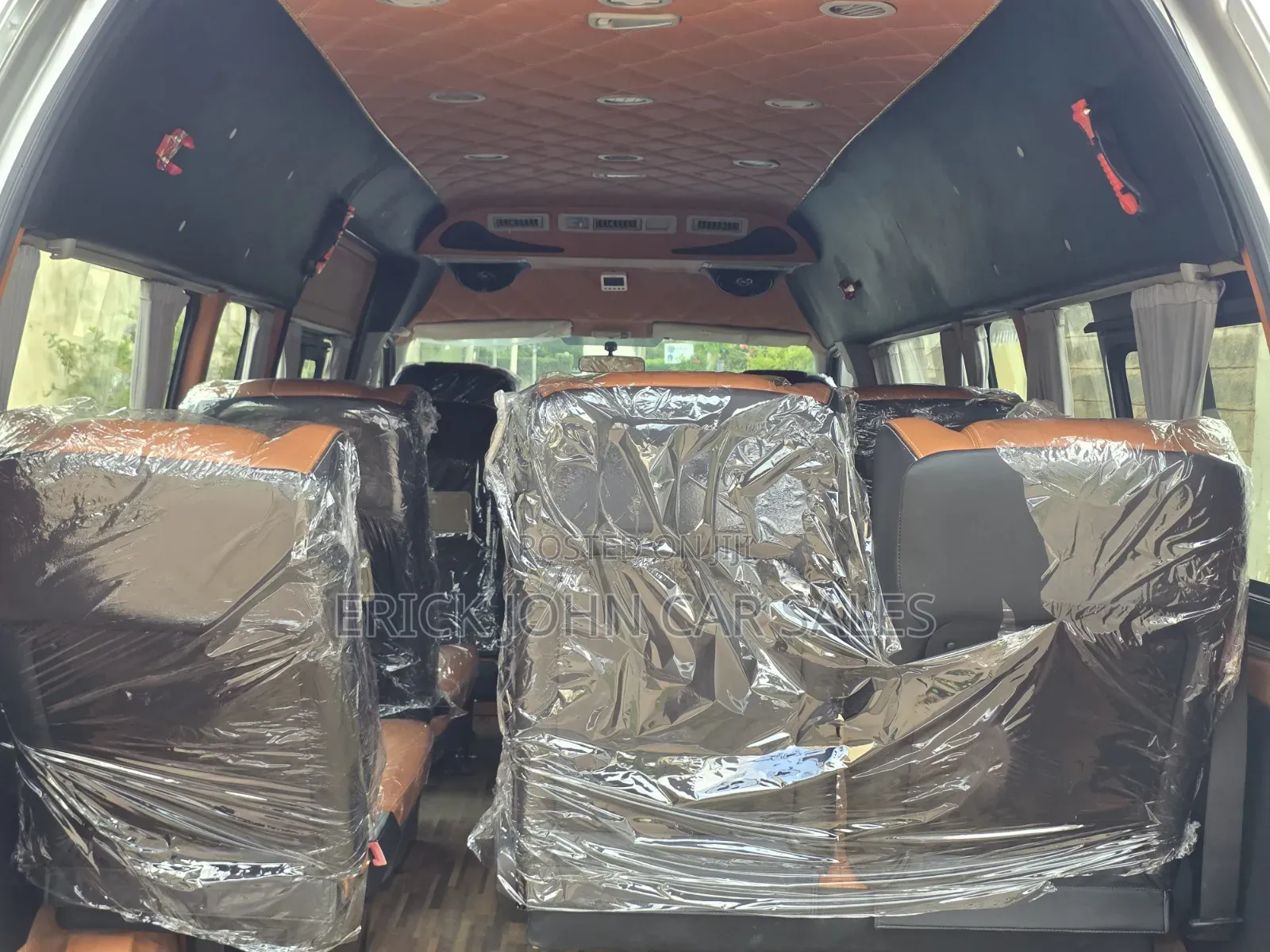 Toyota HiAce 2019 Silver