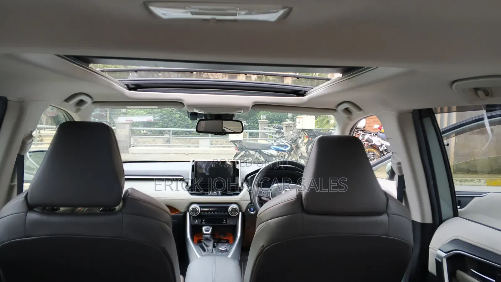 Toyota RAV4 Adventure 2019 Green