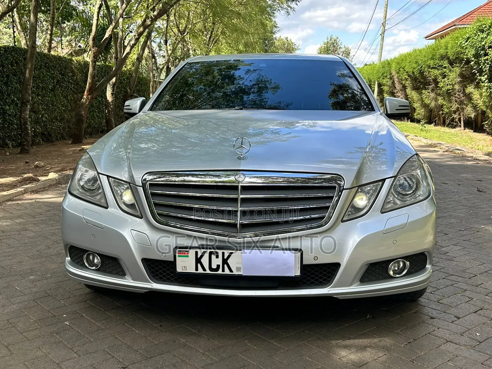 Mercedes-Benz E250 2009 Silver