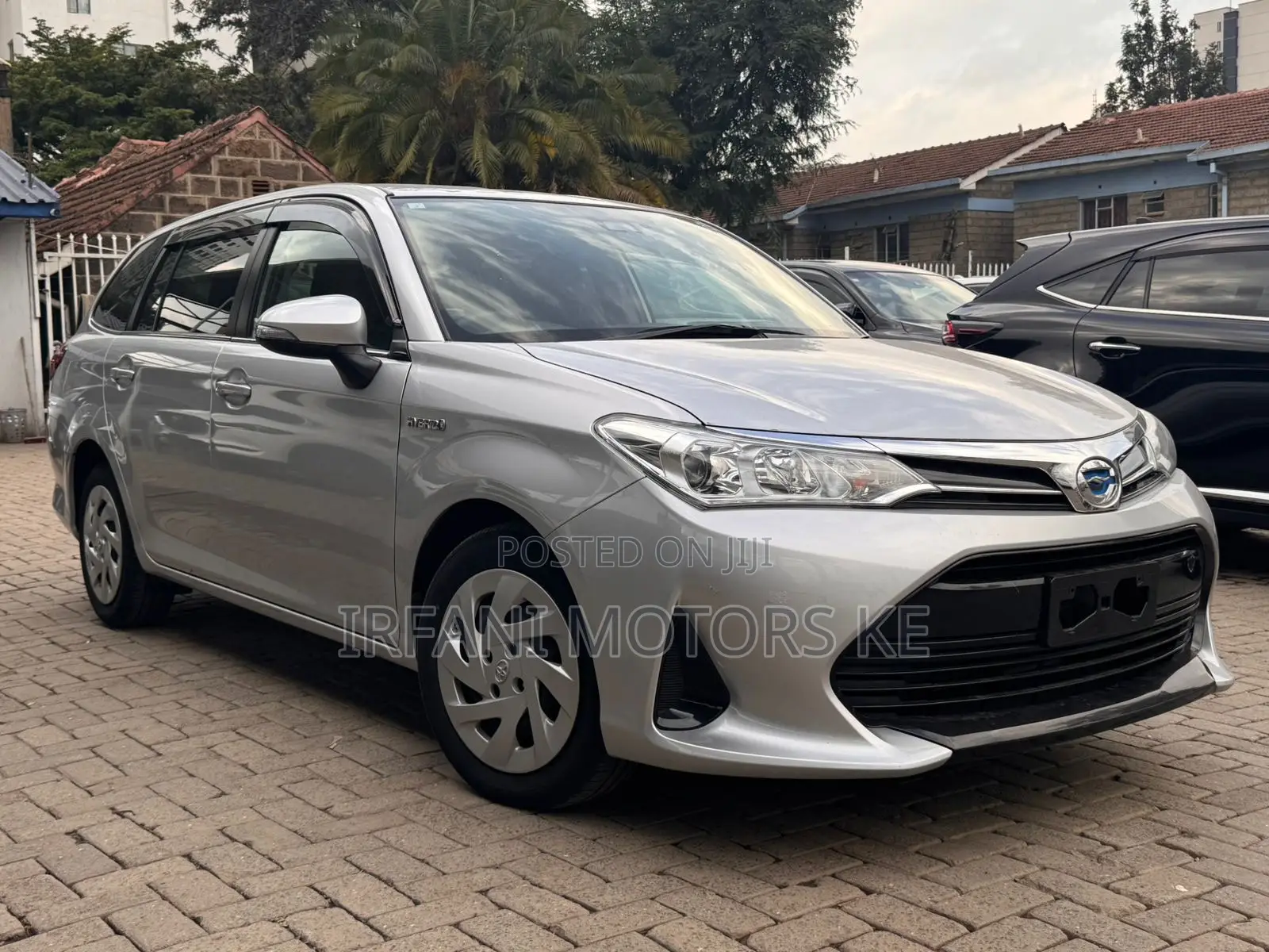 Toyota Corolla Fielder 1.5 Hybrid FWD 2019 Gray