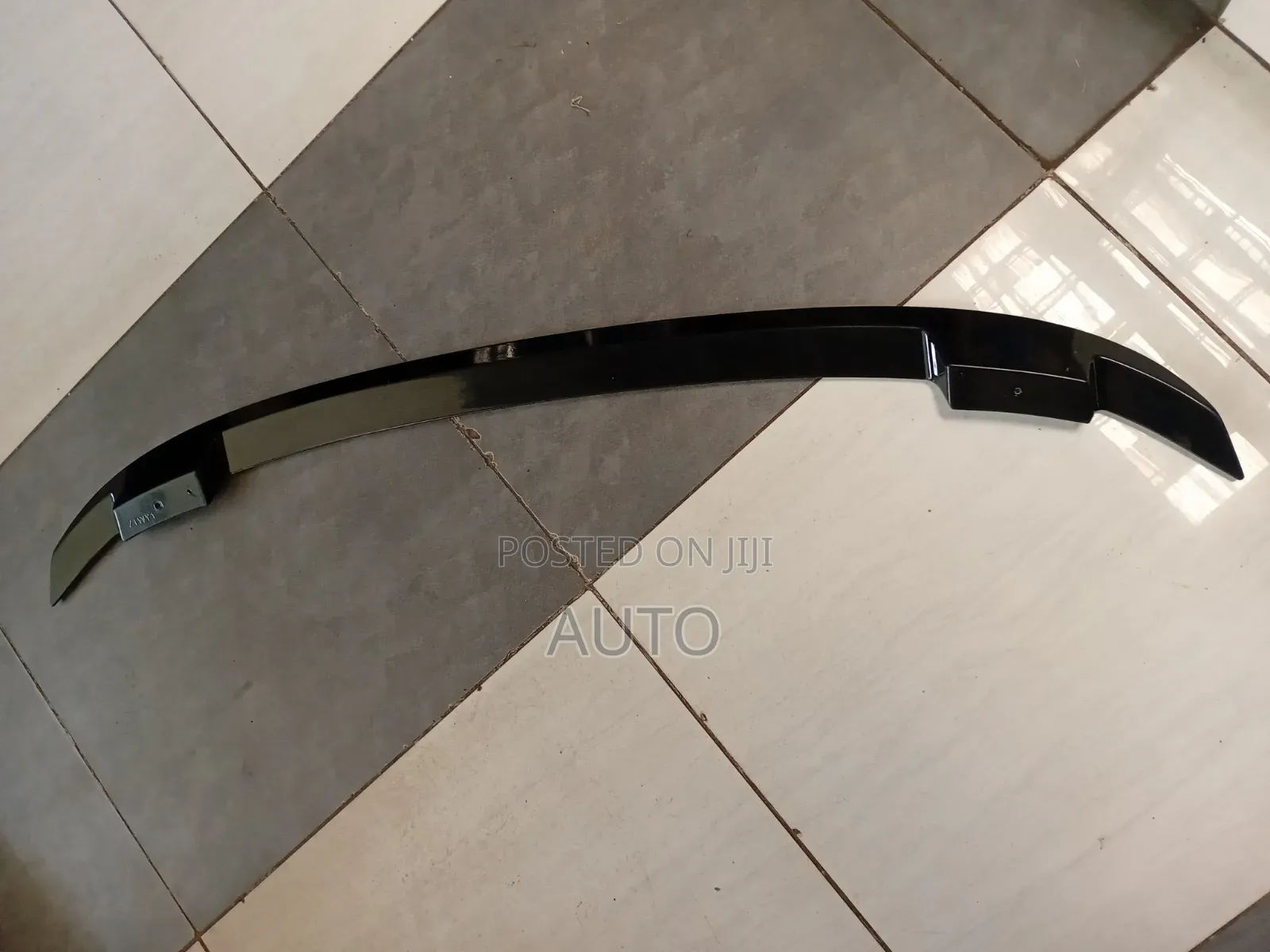 Universal Gloss Black Rear Trunk Spoiler – Sport Ducktail Boot Lip