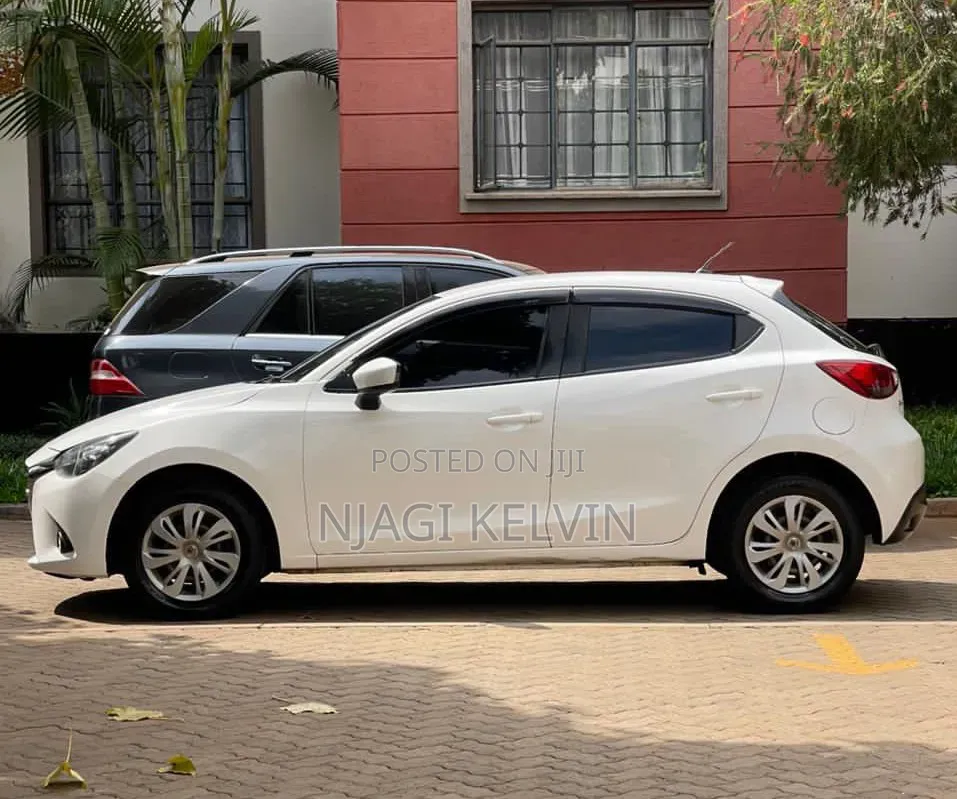 Mazda Demio 2016 White