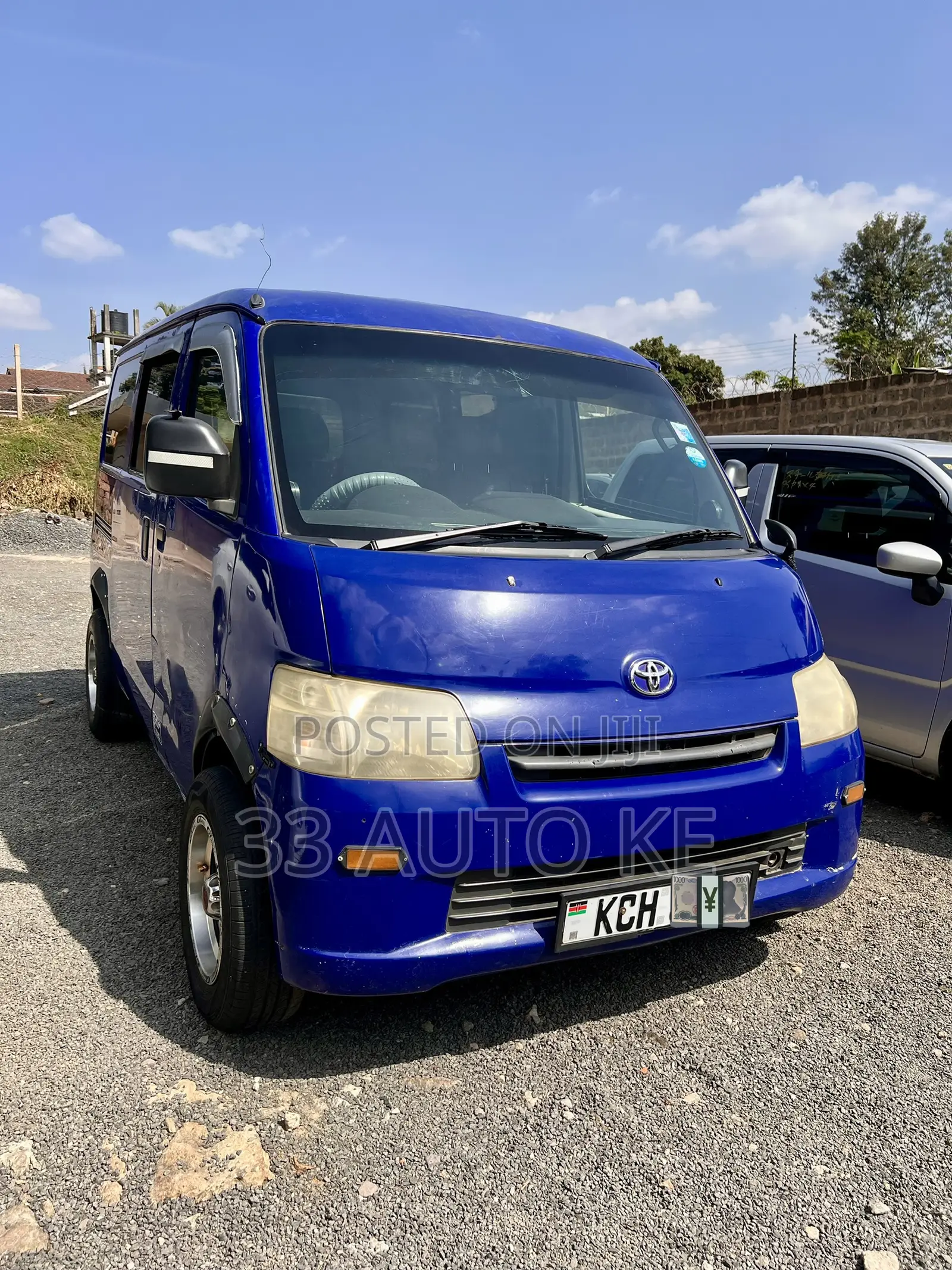 Toyota TownAce 2009 Blue