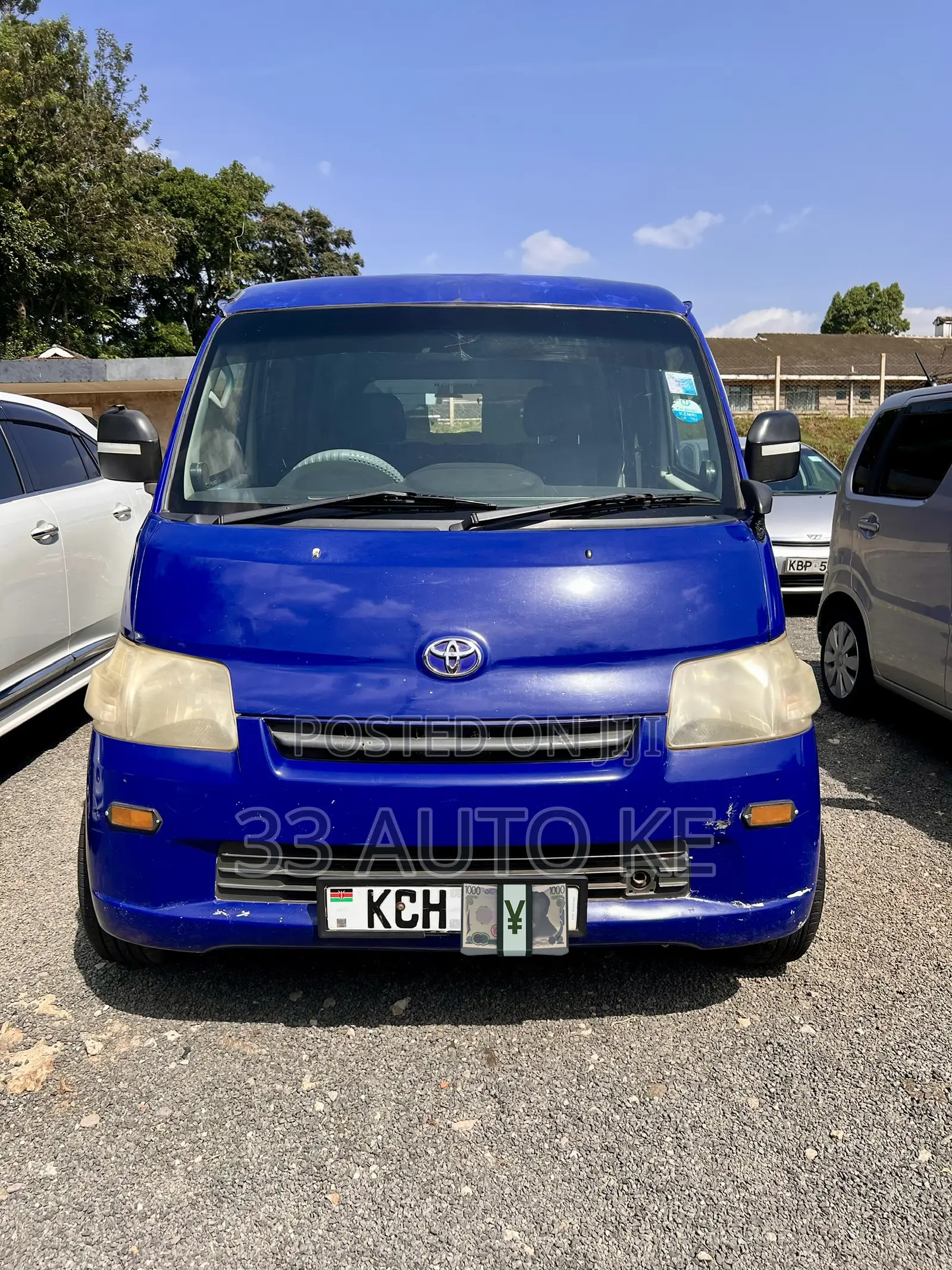 Toyota TownAce 2009 Blue