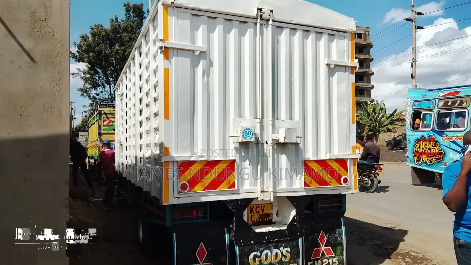 Mitsubishi Fh Truck 2018 White For Sale