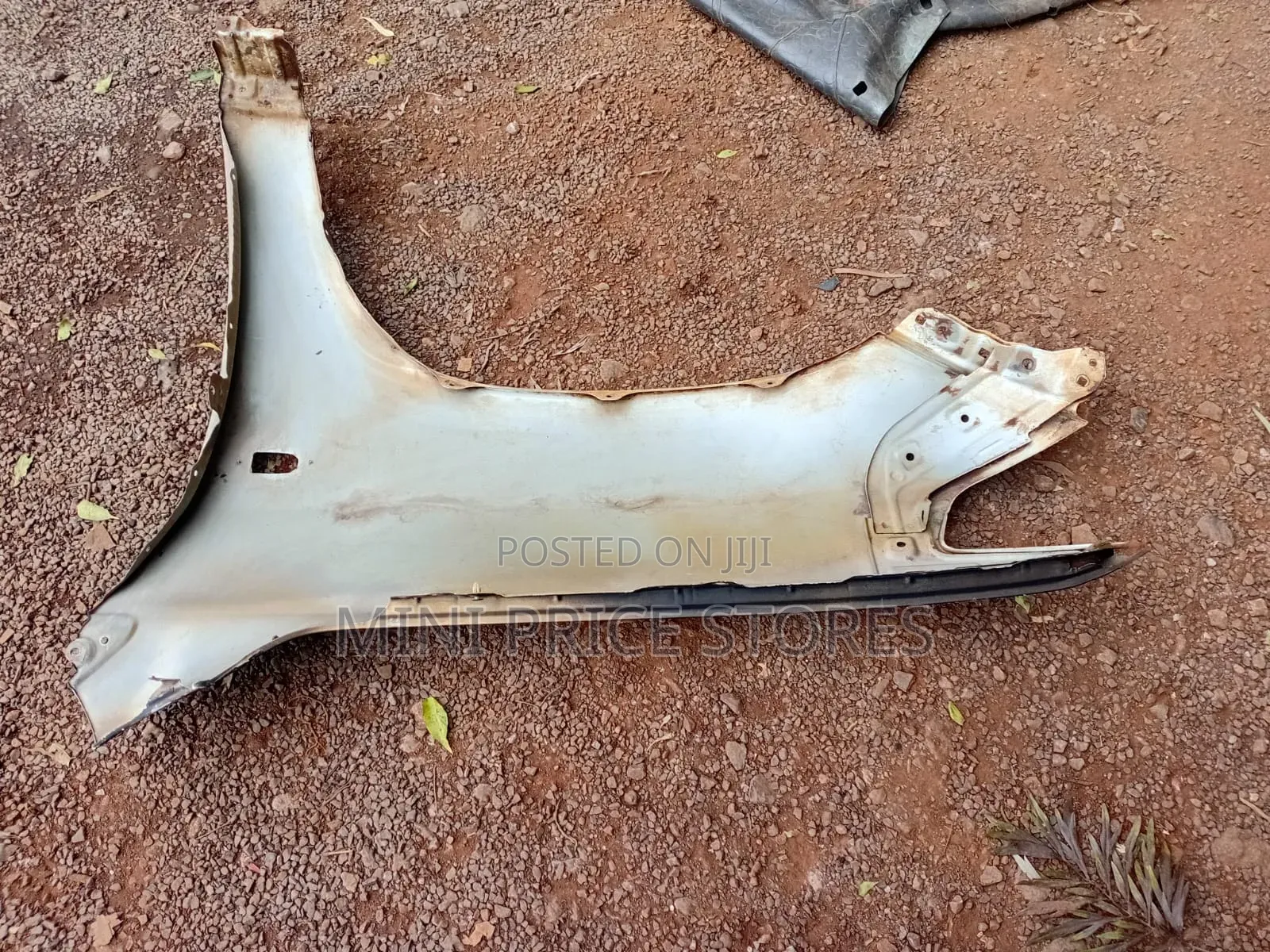Lc 200 Right Side Fender 2008 to 2015 Model