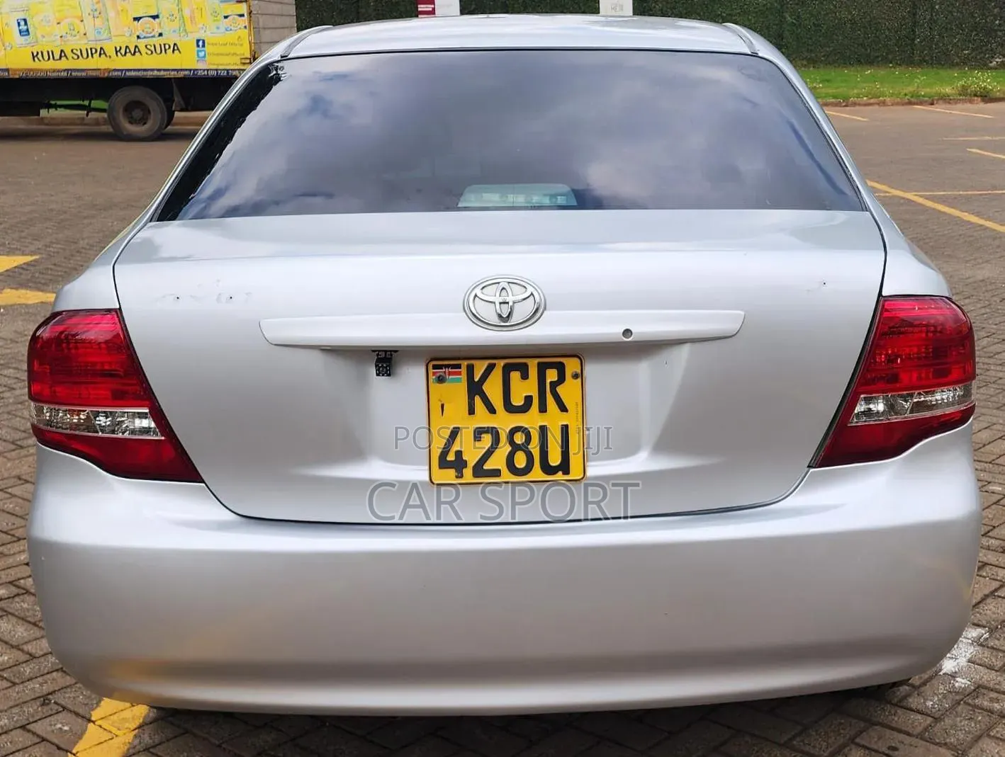 Toyota Axio 2011 Silver