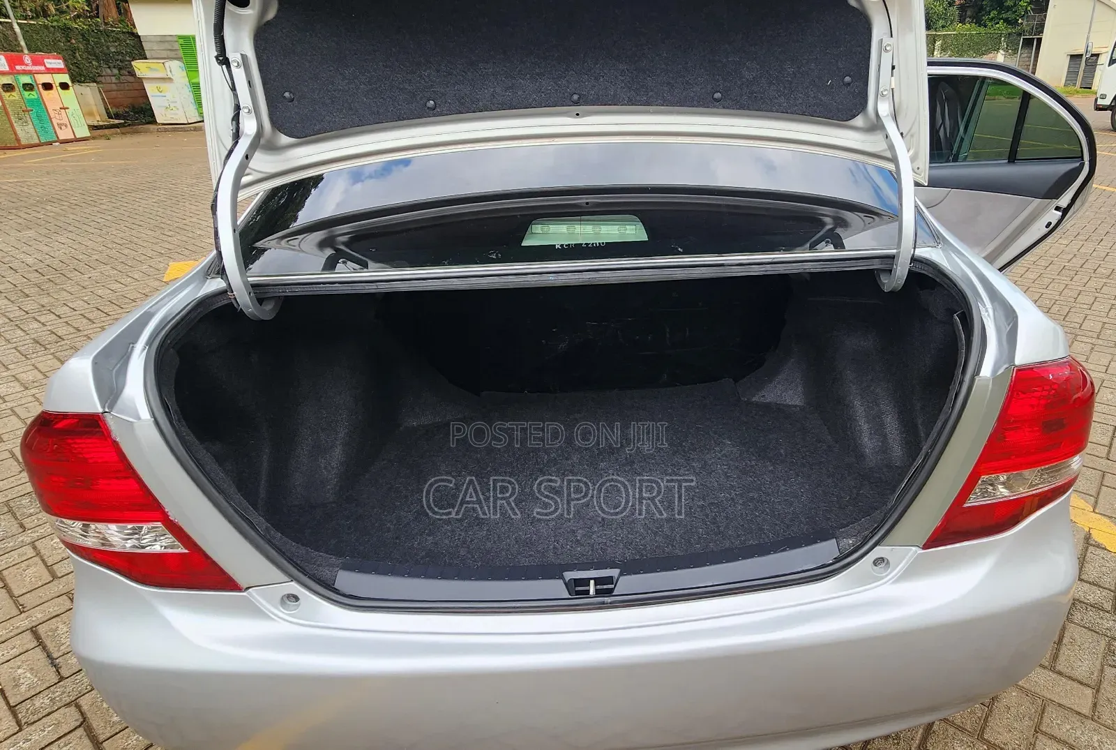 Toyota Axio 2011 Silver