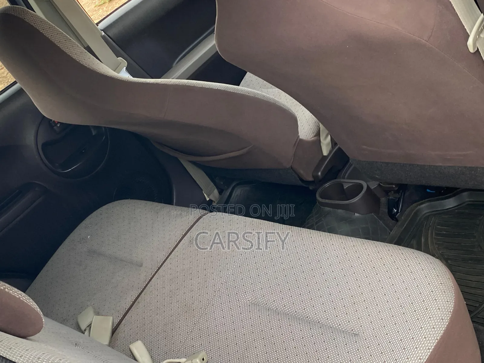 Toyota Passo 2016 Silver