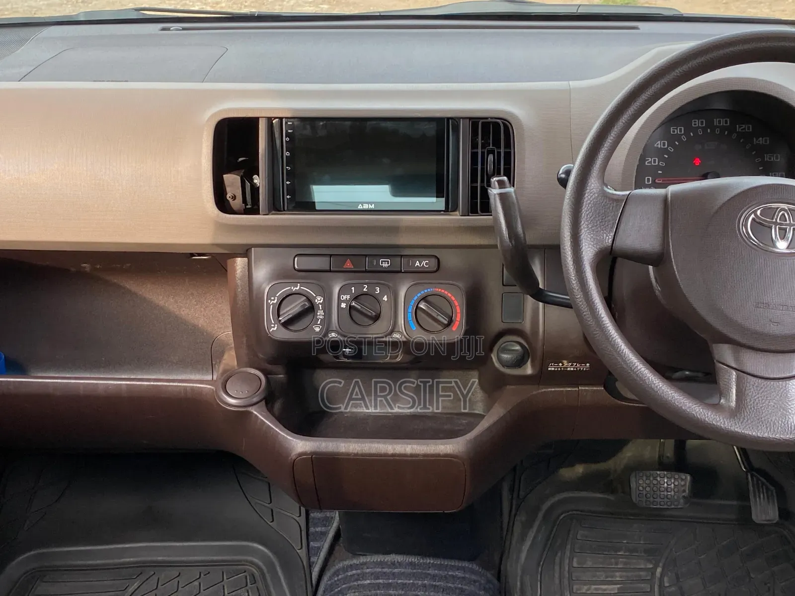 Toyota Passo 2016 Silver
