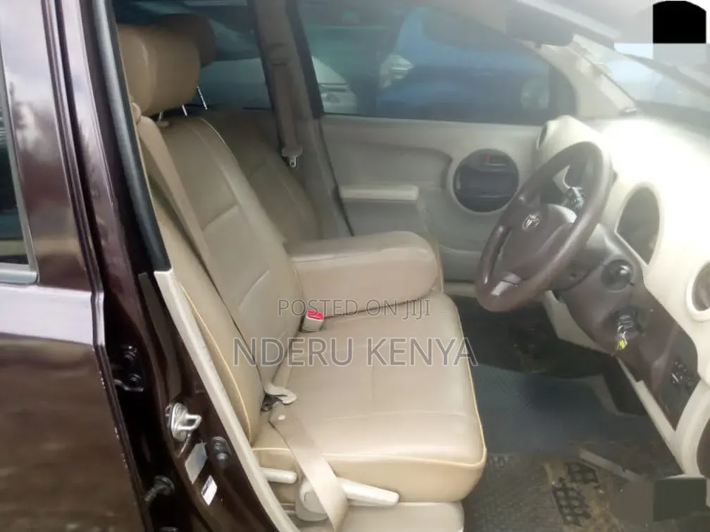 Toyota Passo 1.0 FWD 2012 Brown
