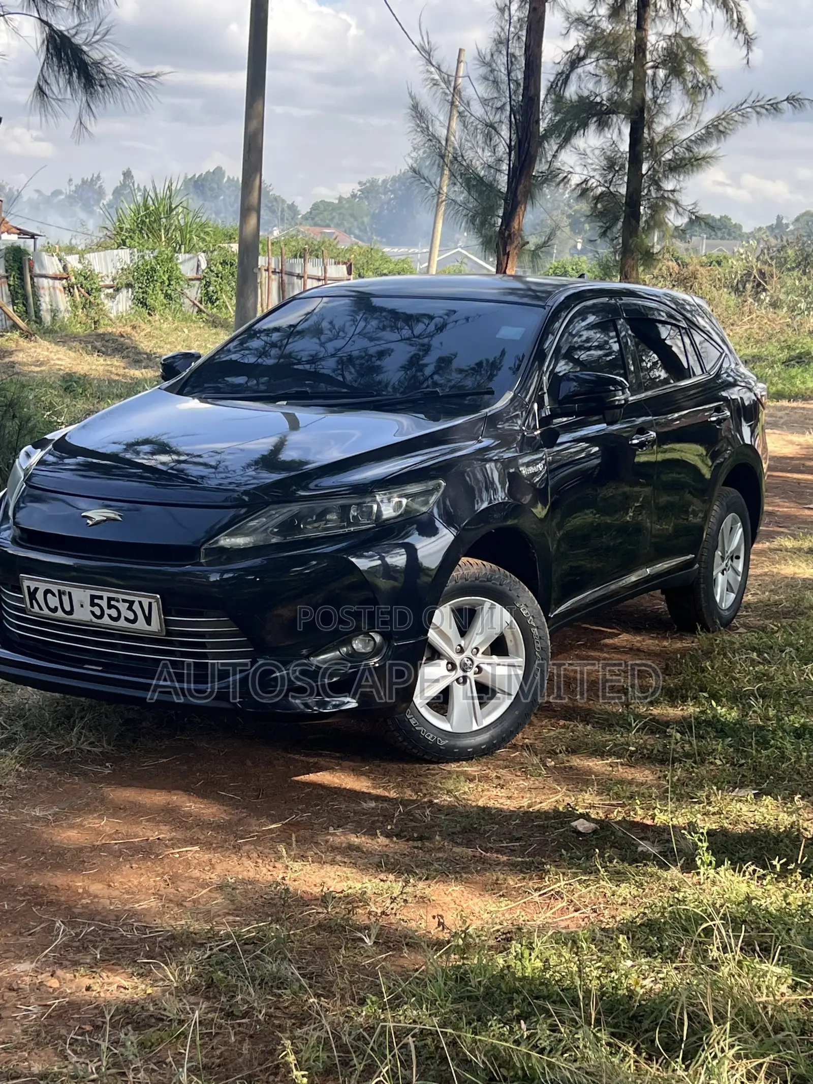 Toyota Harrier Hybrid Premium 2014 Black