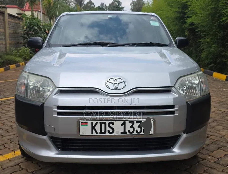 Toyota Succeed 2017 Silver