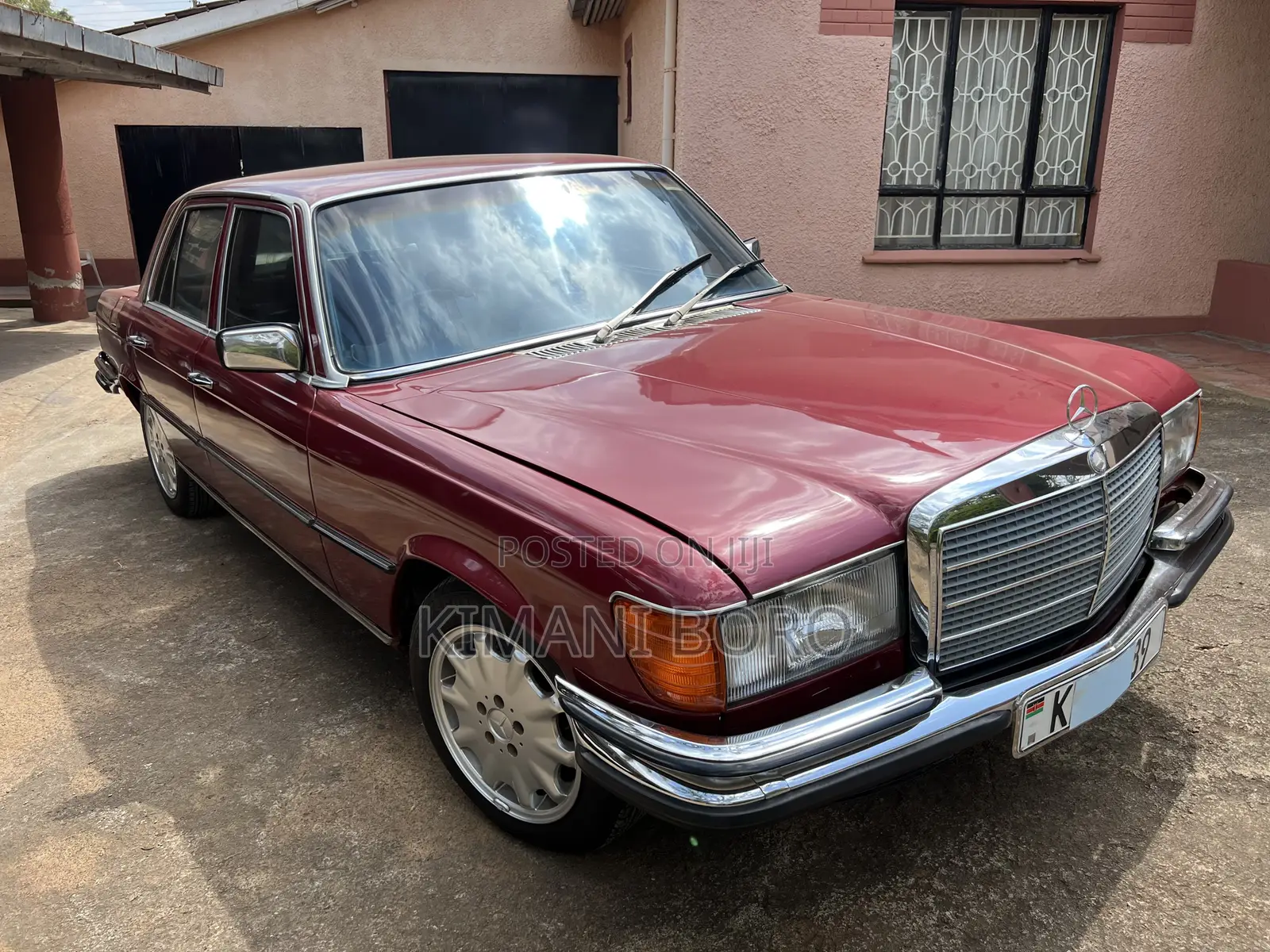 Mercedes-Benz E200 1979 Red