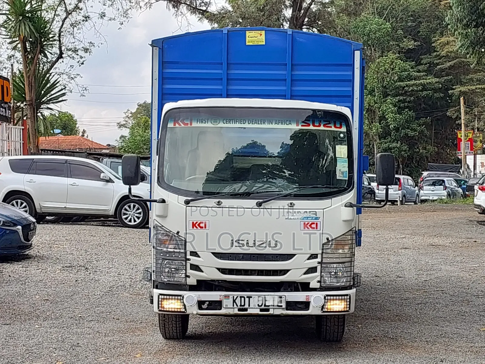 Isuzu NMR Truck