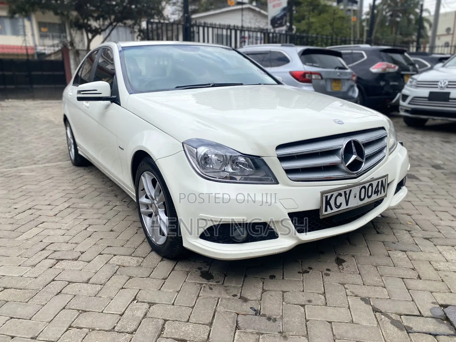 Mercedes-Benz C200 2012 White