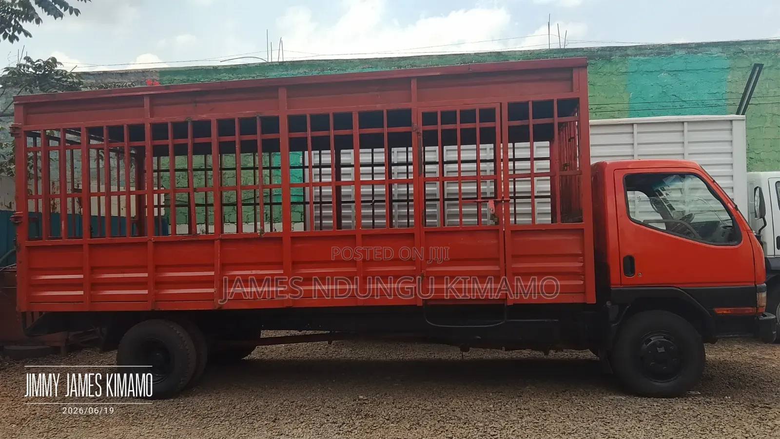Mitsubishi Canter Hd 4d34 2009 Red