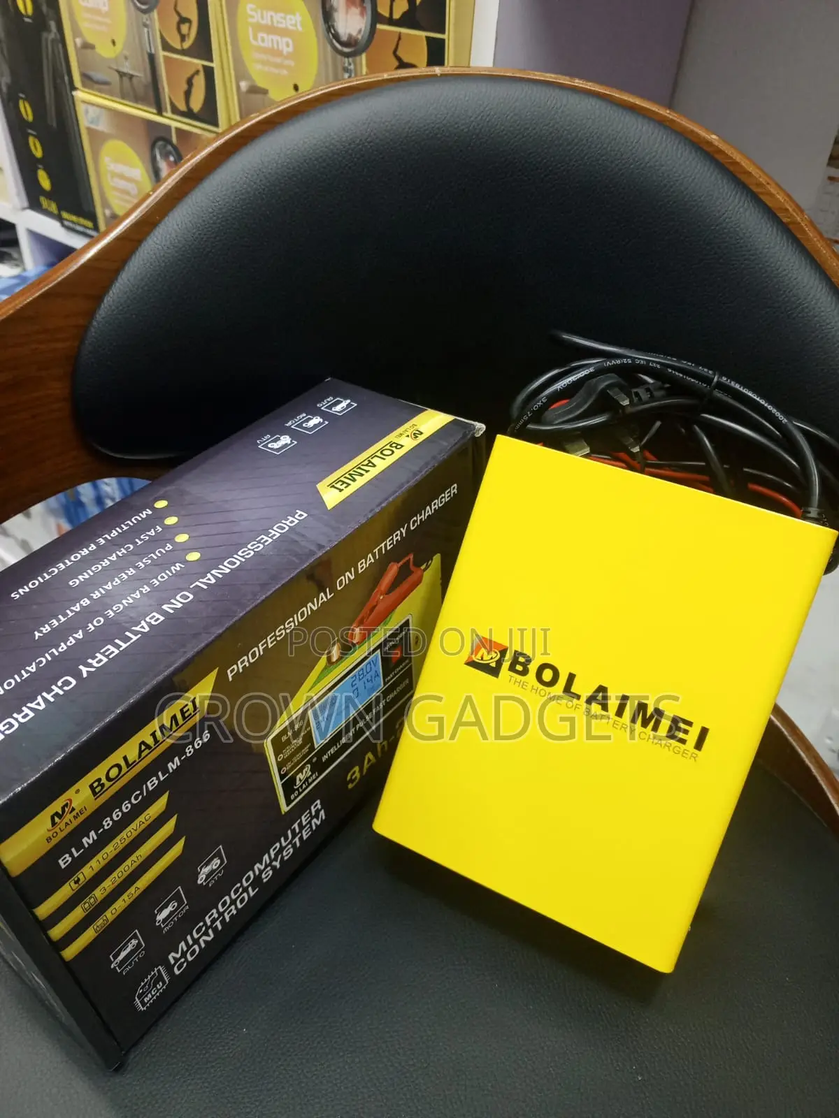 Bolaimei BLM-866 Smart 12v 24v Battery Charger Pulse Repair