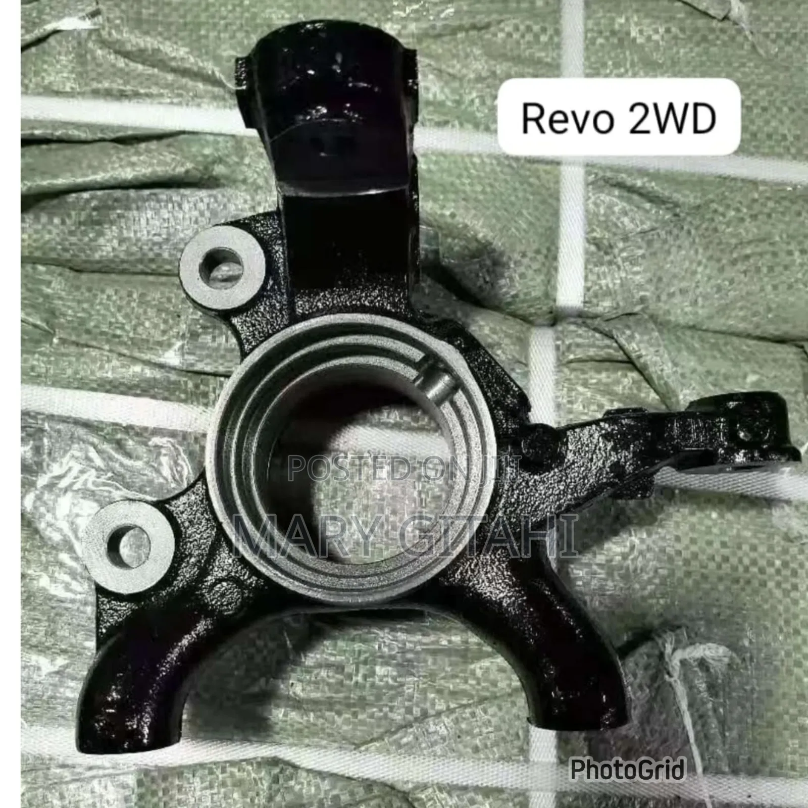 Steering Knuckles Revo2wd