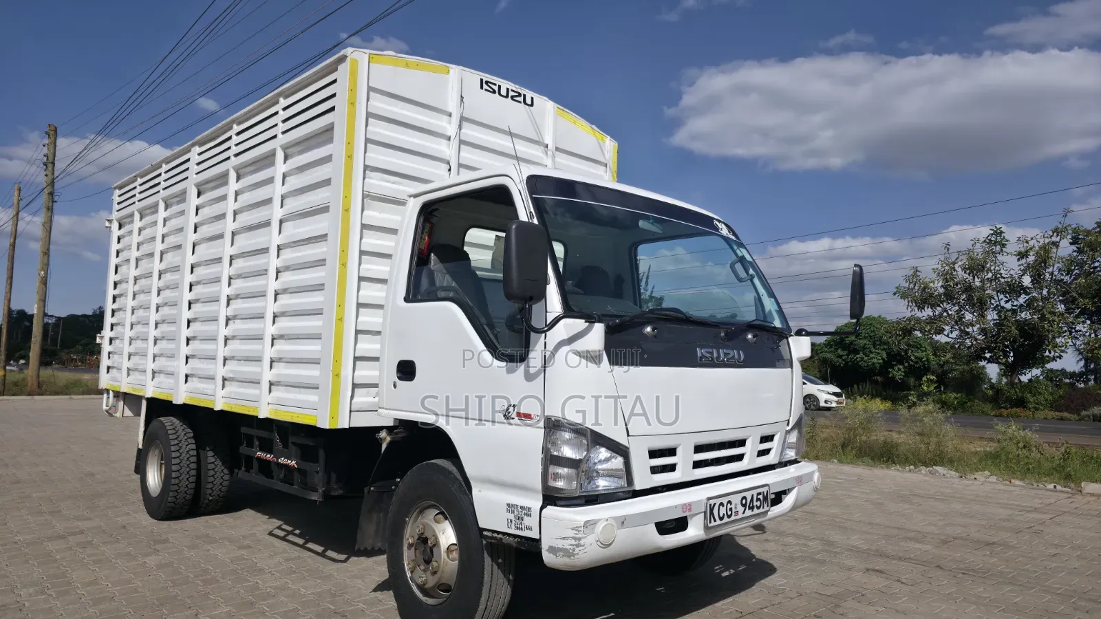 Isuzu NPR Local