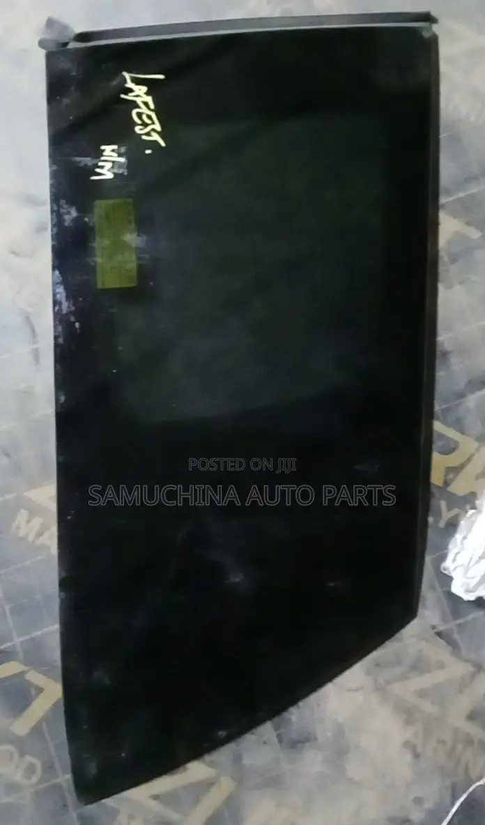 Side Fix Glass Nissan Lafesta/Mazda Premacy {Rear Lhs}