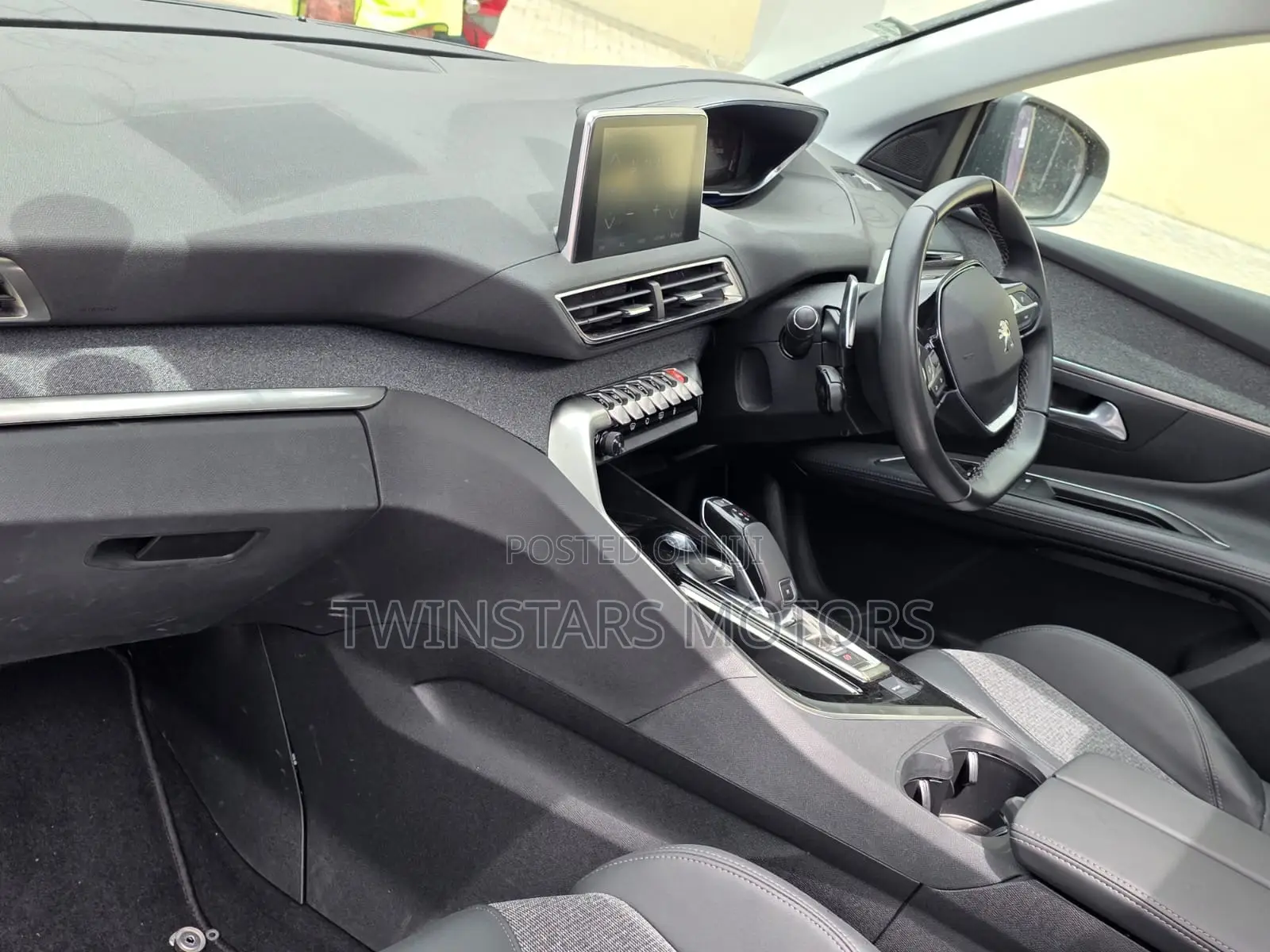 Peugeot 3008 2019 Gray
