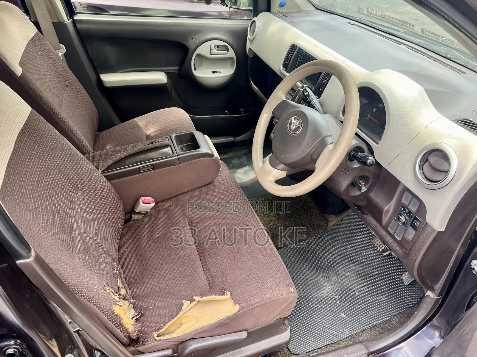 Toyota Passo 1.0 FWD 2013 Burgundy