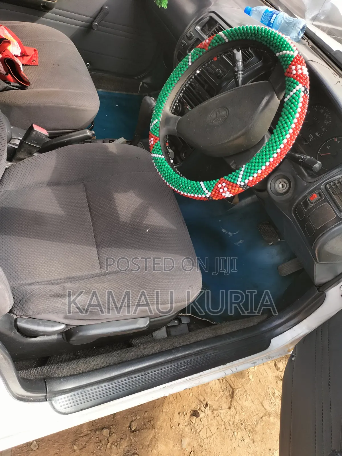 Toyota Corolla 1999 White