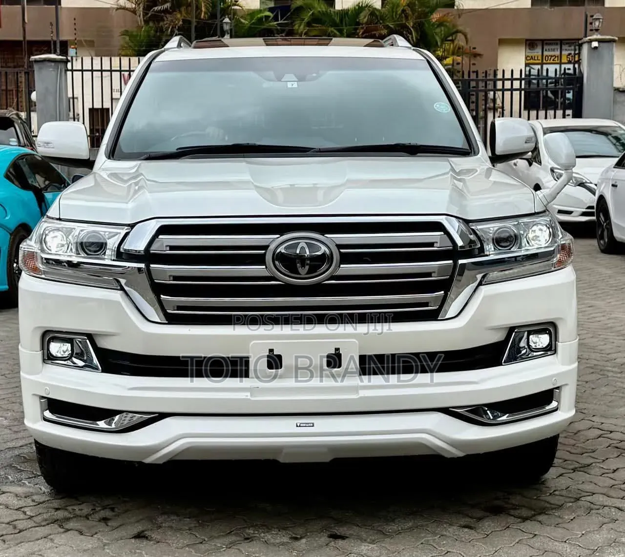 Toyota Land Cruiser 2019 White