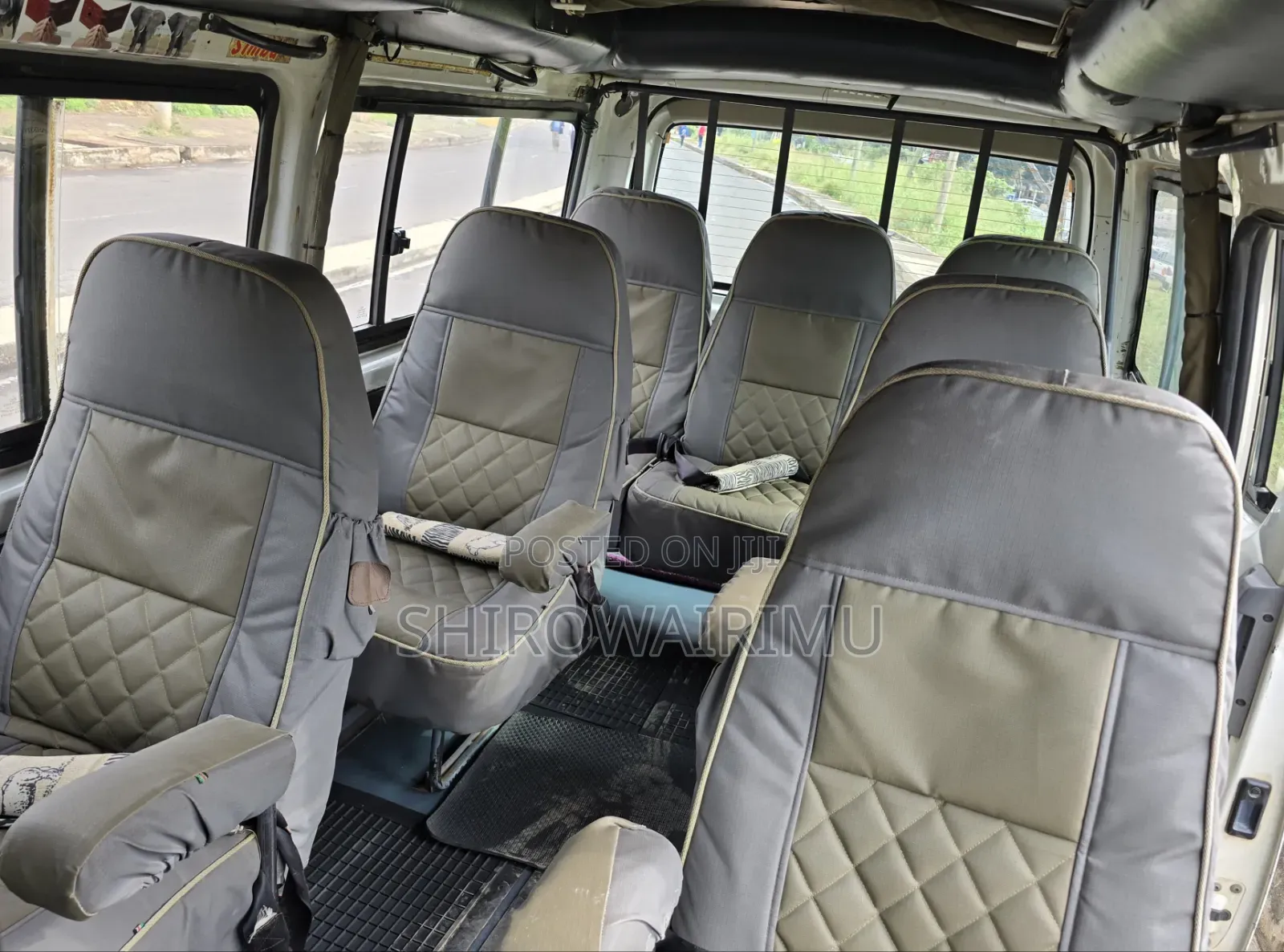 Toyota HiAce 2007 White
