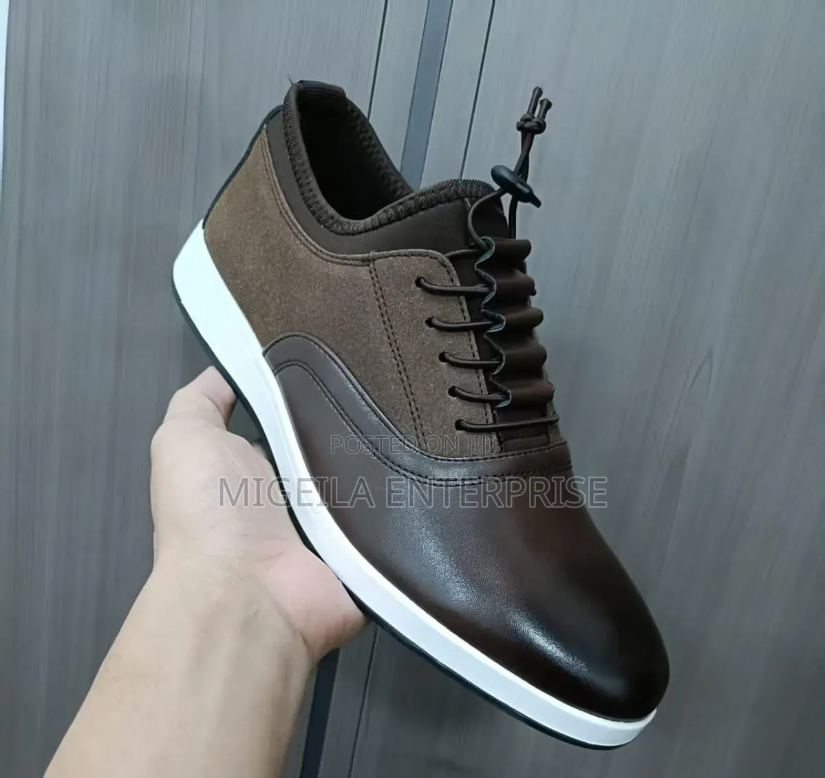 Men's Casual Shoes