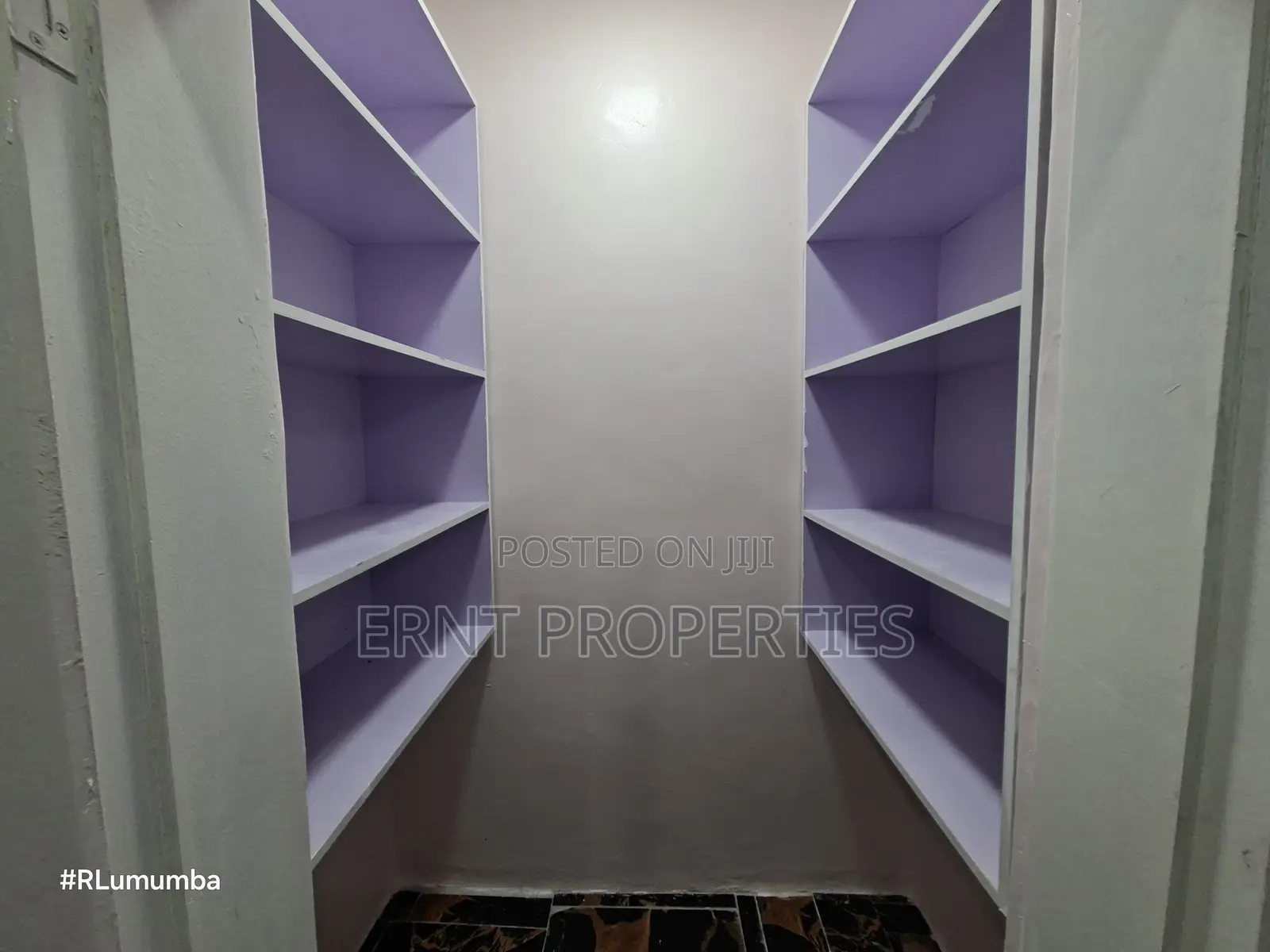 6bdrm Mansion in Syokimau for rent