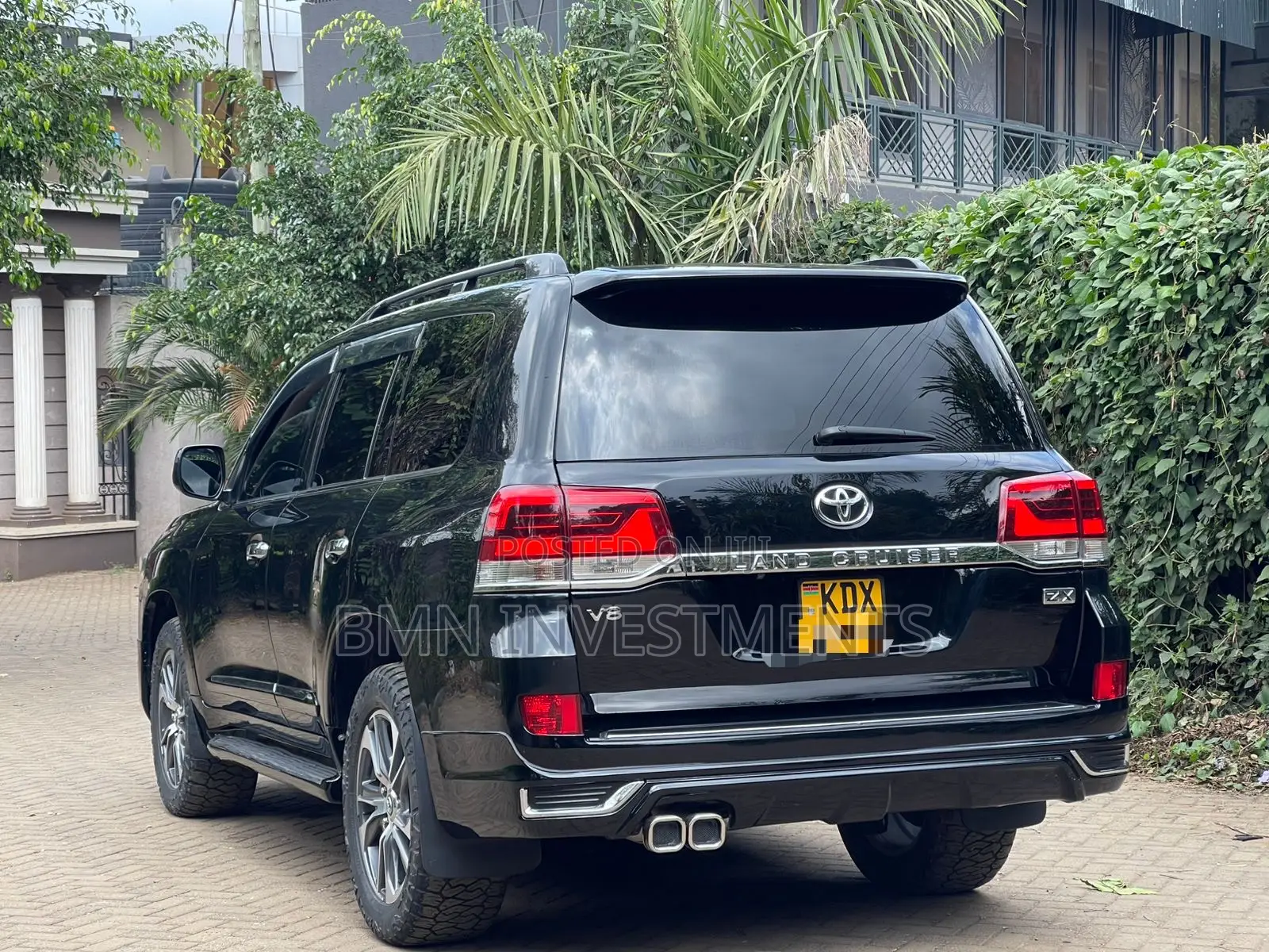 Toyota Land Cruiser 4.6 V8 ZX 2011 Black