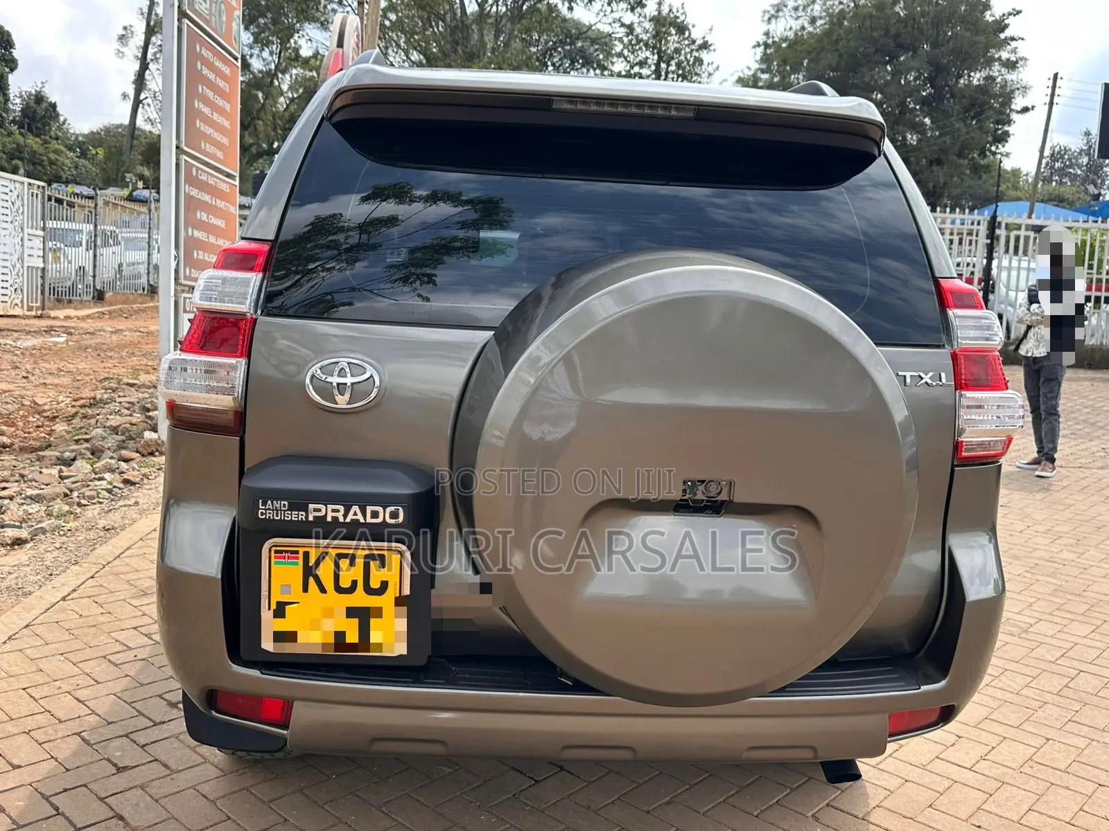 Toyota Land Cruiser Prado 2014 Brown