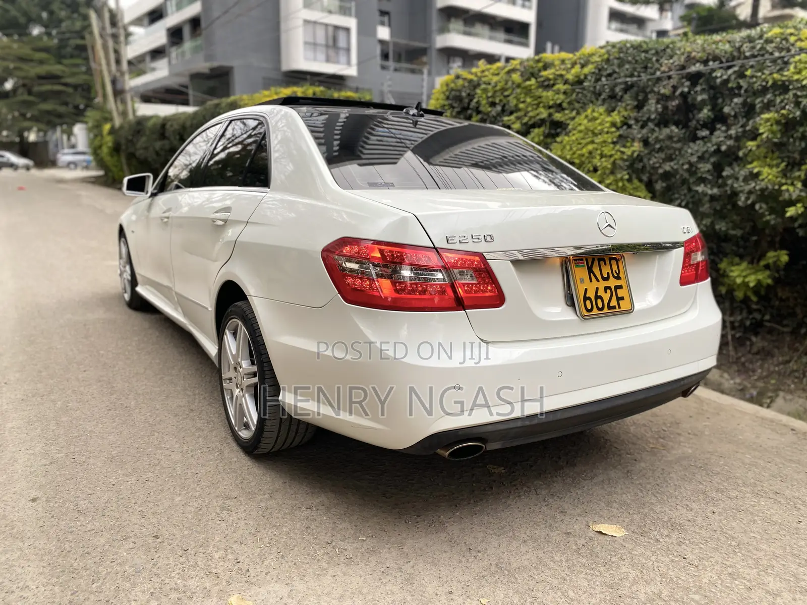 Mercedes-Benz E250 2011 Pearl