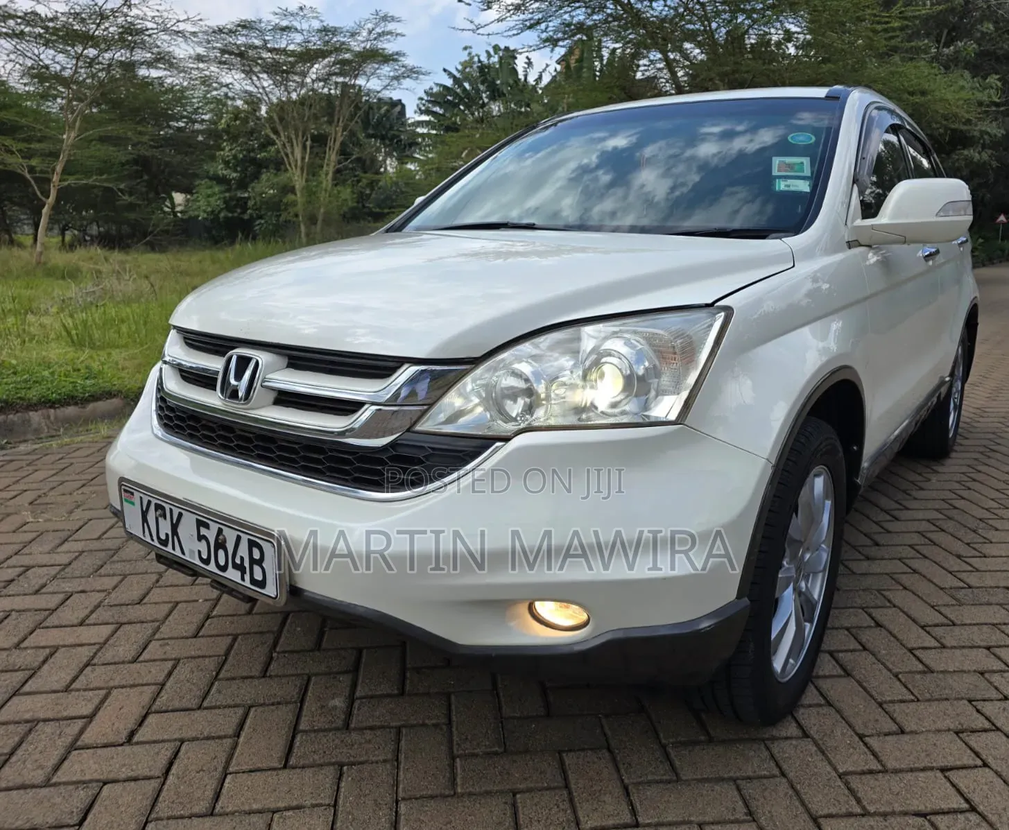 Honda CR-V 2010 White
