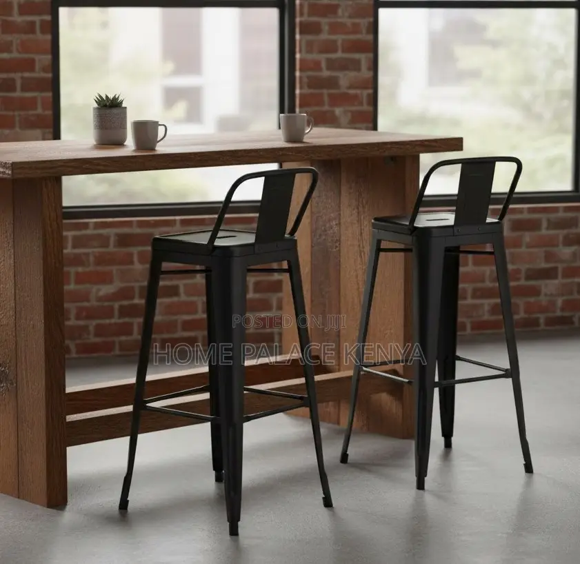Bar Stool: Full Metallic Rust Resistant Stool