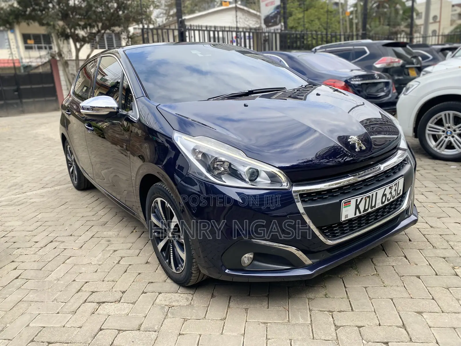 Peugeot 208 2018 Black