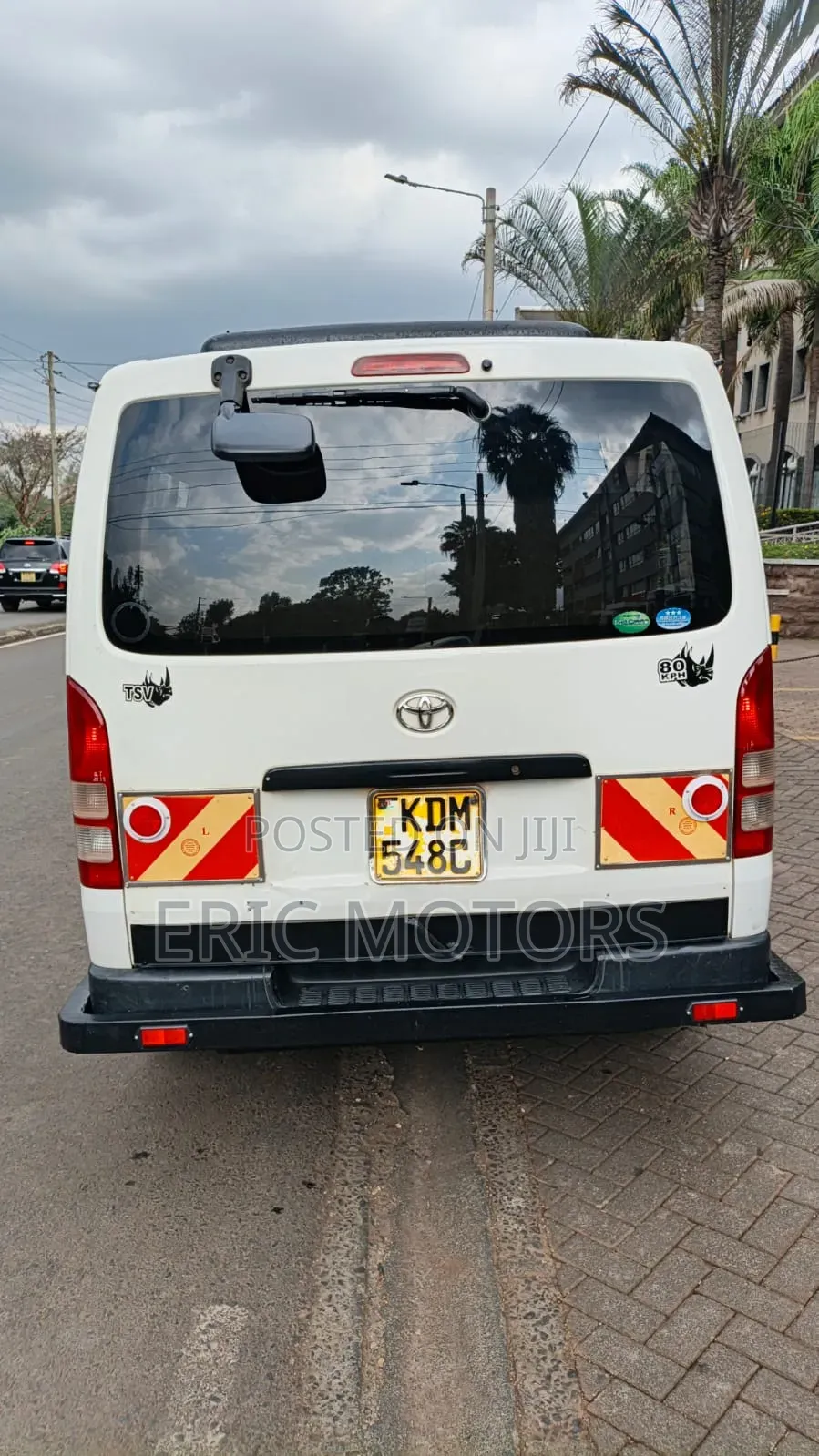 Toyota HiAce 2016 White