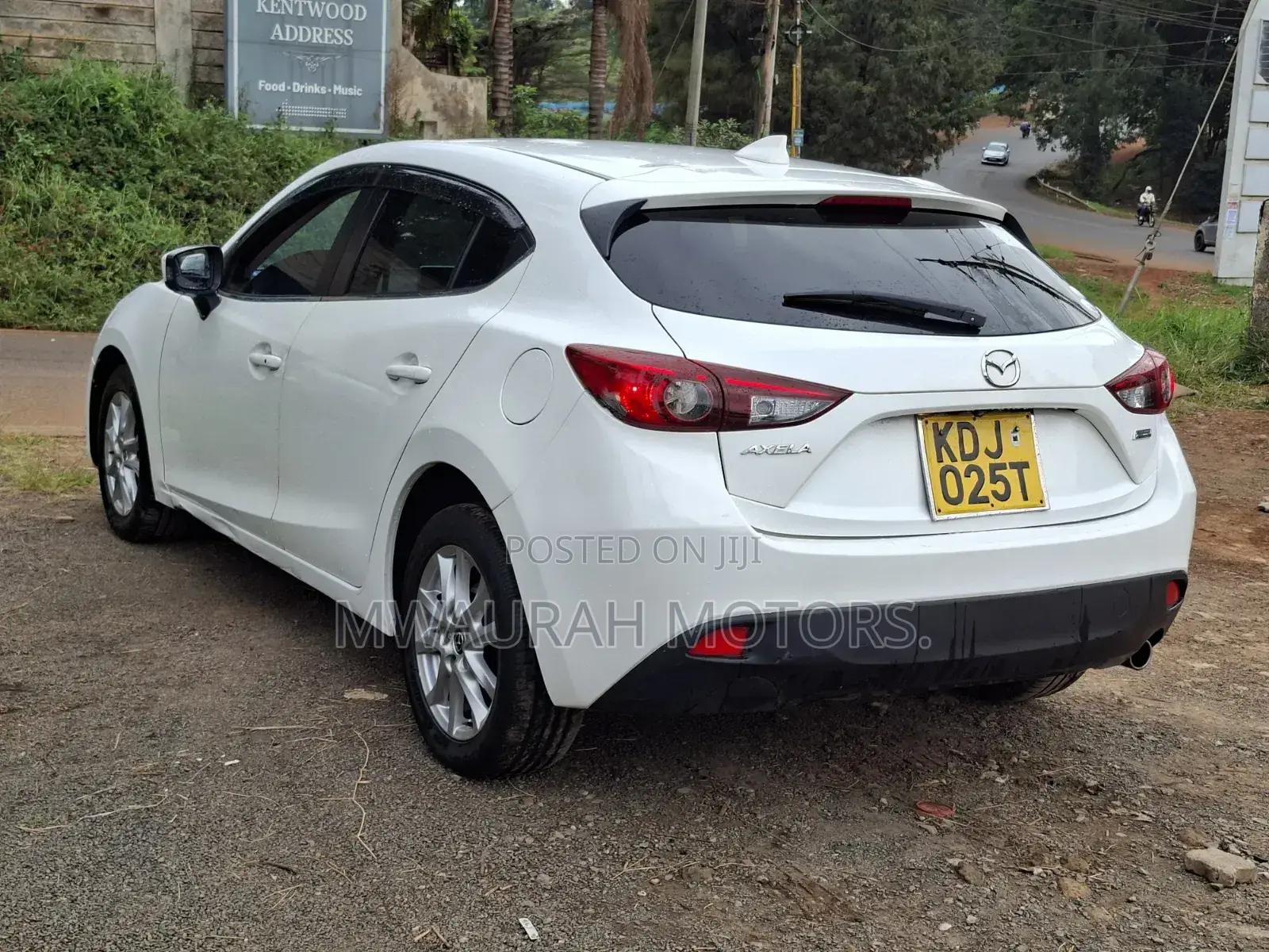 Mazda Axela 2015 White