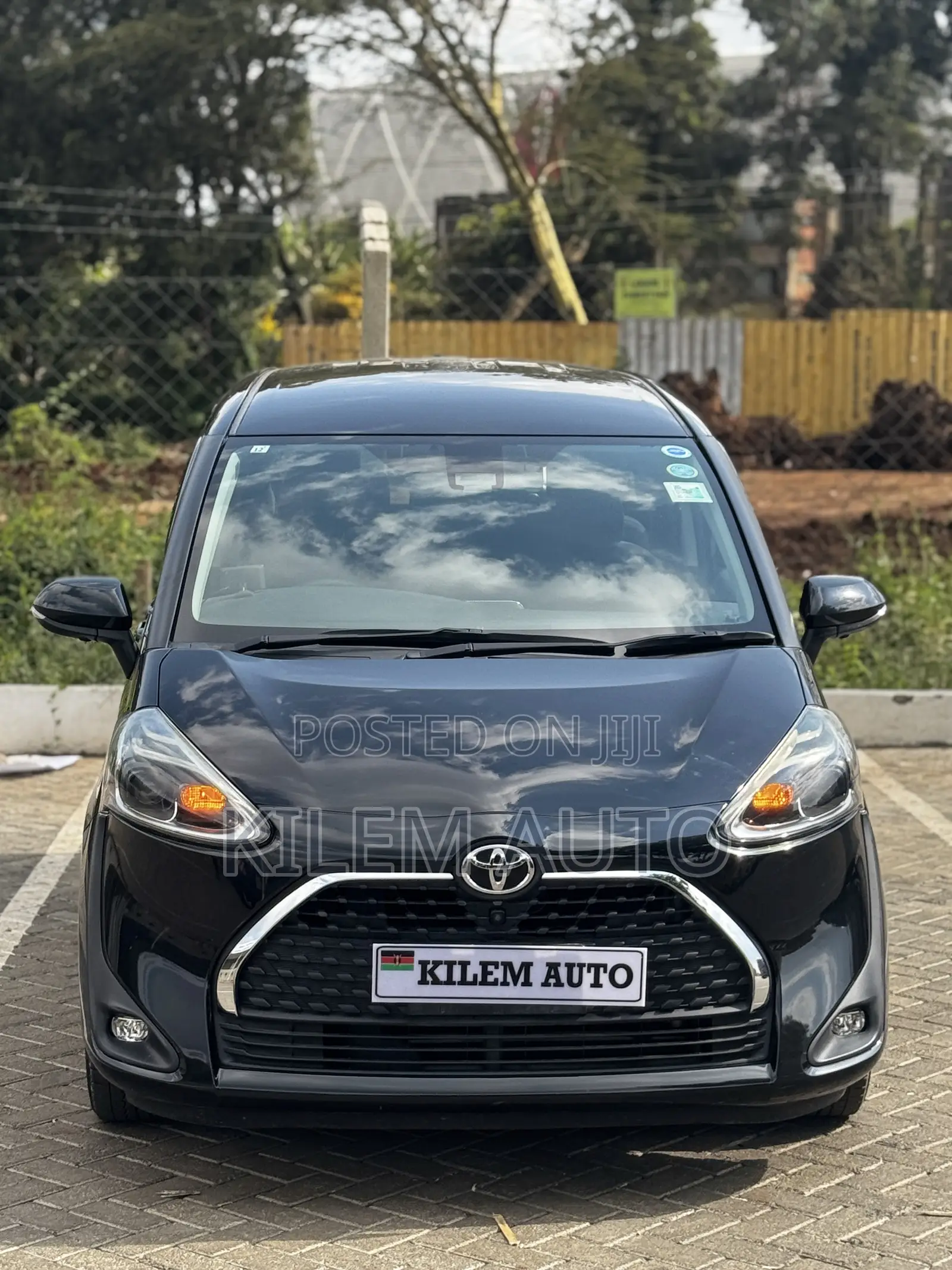 Toyota Sienta 1.5 AWD 2019 Black
