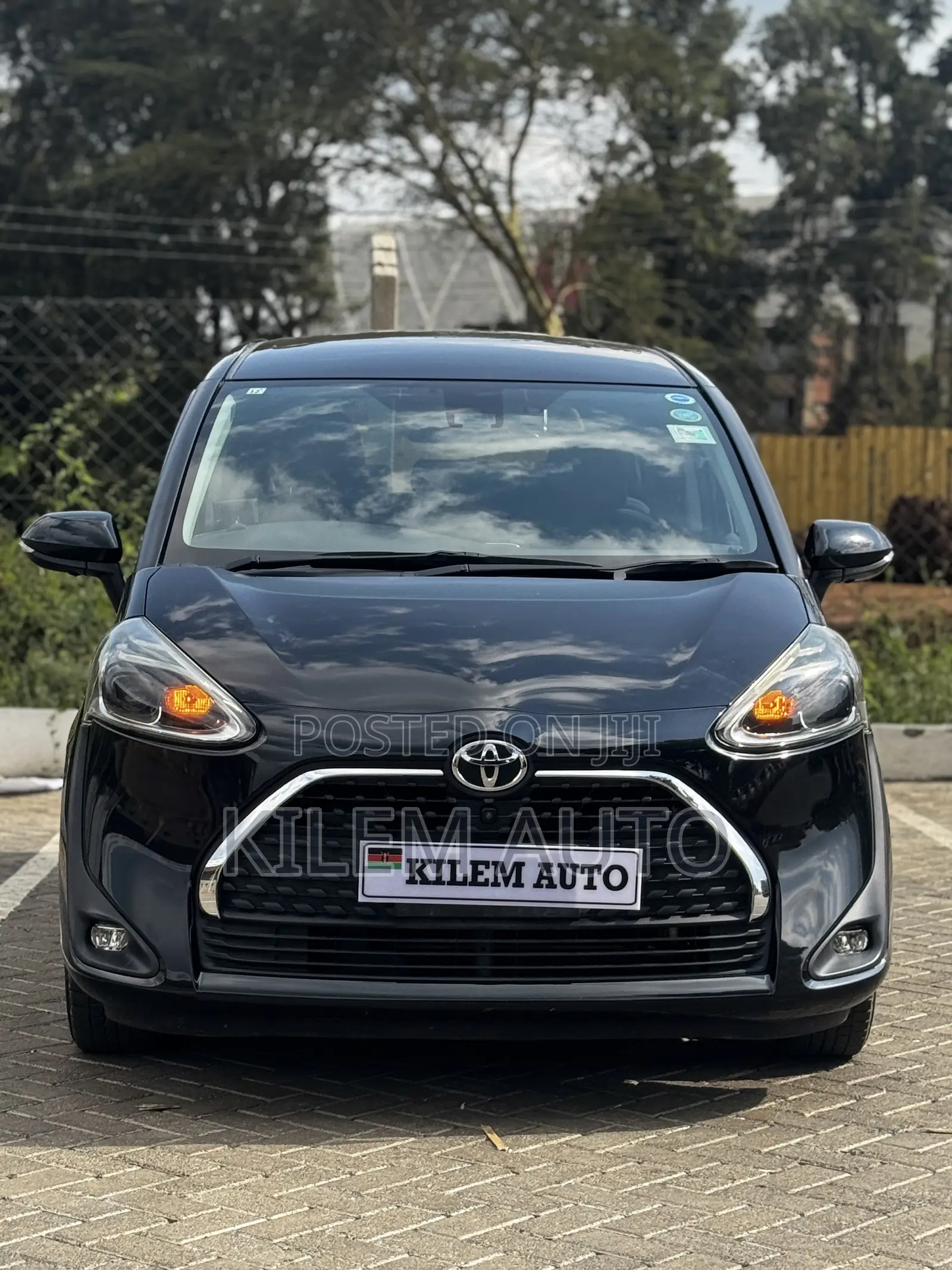 Toyota Sienta 1.5 AWD 2019 Black