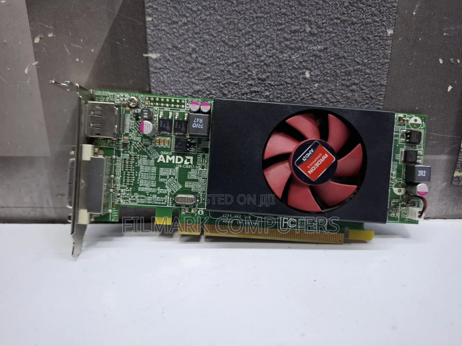 Amd Radeon Hd 8490 1gb Ddr3 Pcie Dvi Displayport Graphics Card