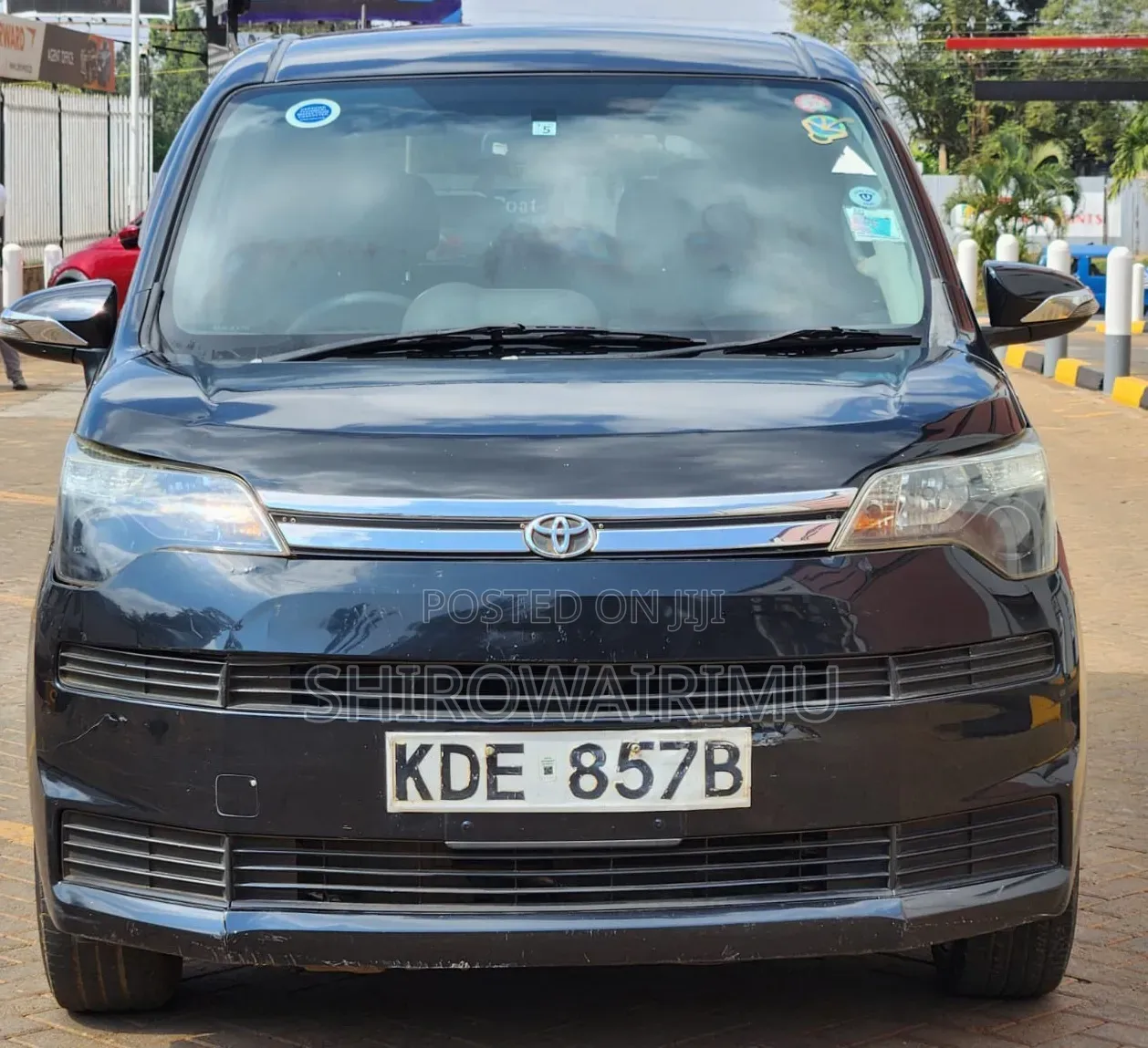 Toyota Spade 2014 Matt Black