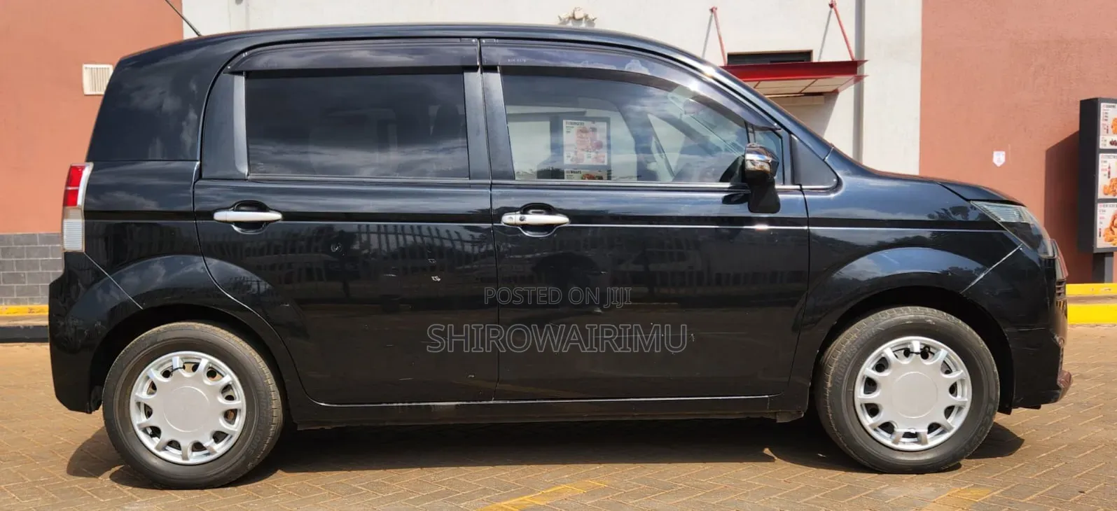 Toyota Spade 2014 Matt Black