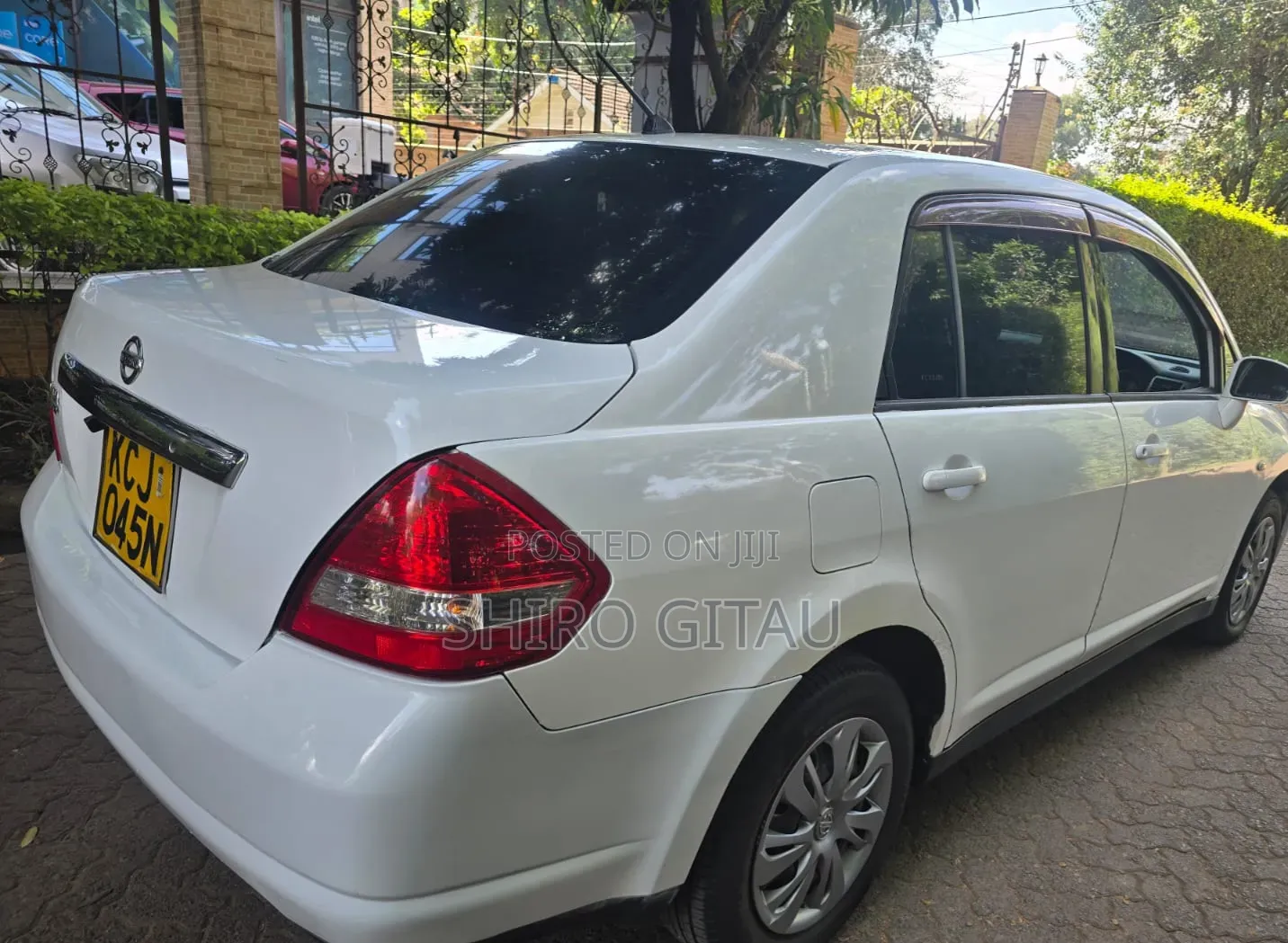Nissan Tiida 2009 White
