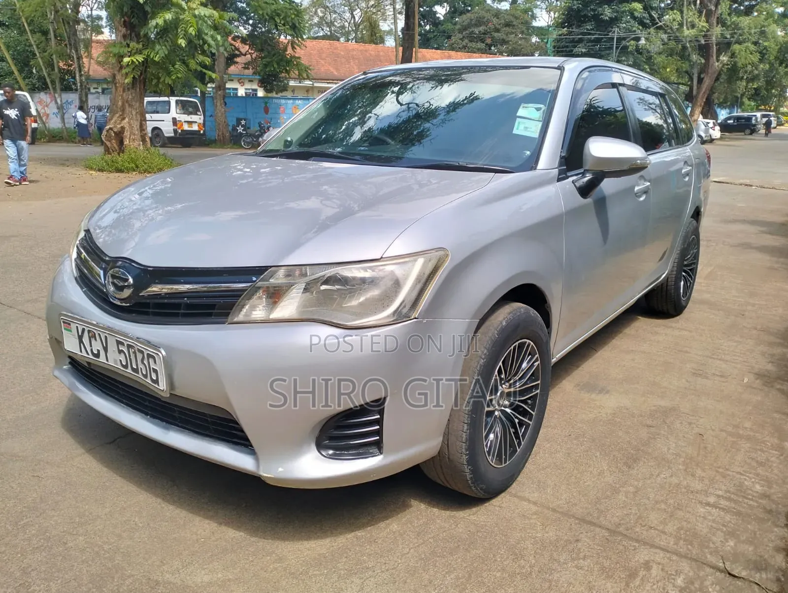 Toyota Corolla Fielder 2013 Silver